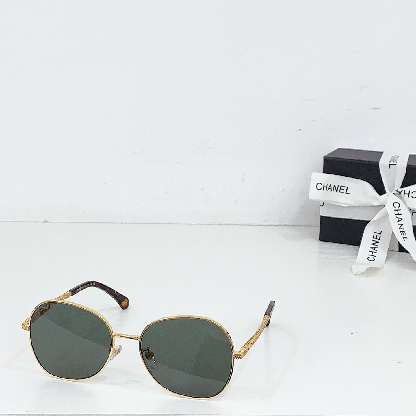 NO:254302,CHANE*MODELCH2217J SIZE57 port 17-142 glasses sunglasses sunglasses, glasses, chanel19860909CHANE*MODELCH2217J SIZE57口17-142眼镜墨镜太阳镜,眼镜,chanel,glasses