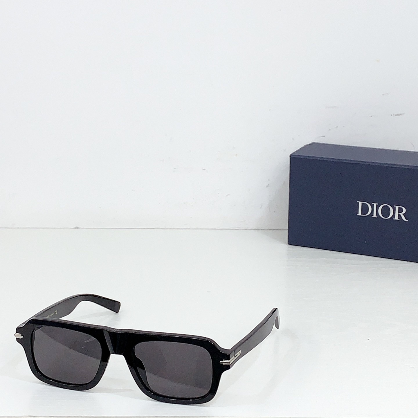 NO:254250,DIO* MODELDIORBLACKSUIT N2I SIZE52 port 20- glasses sunglasses sunglasses, glasses, dior19860909DIO* MODELDIORBLACKSUIT N2I  SIZE52口20- 眼镜墨镜太阳镜,眼镜,dior,glasses