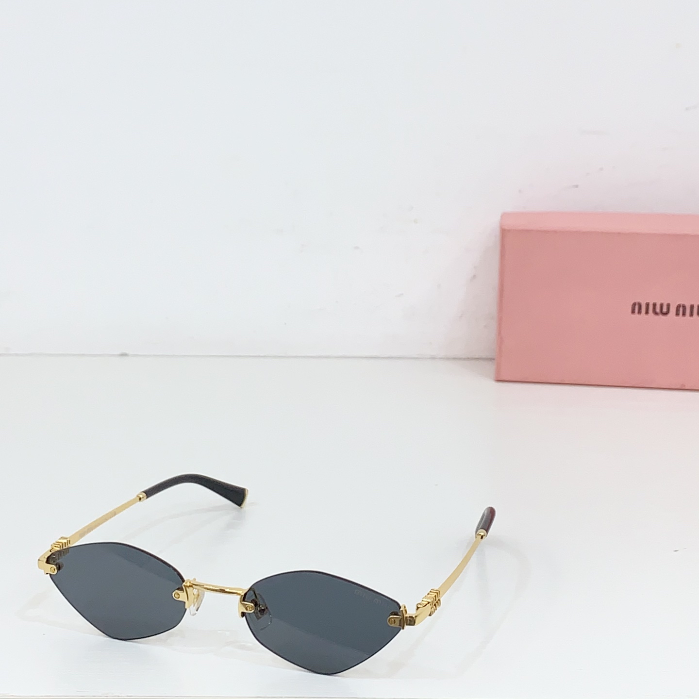 NO:254967,90 MIU MI* MODEL:SMU A55 SIZE51 port 20- glasses sunglasses sunglasses, glasses, miumiu1986090990 MIU MI* MODEL:SMU A55 SIZE51口20- 眼镜墨镜太阳镜,眼镜,miumiu,glasses