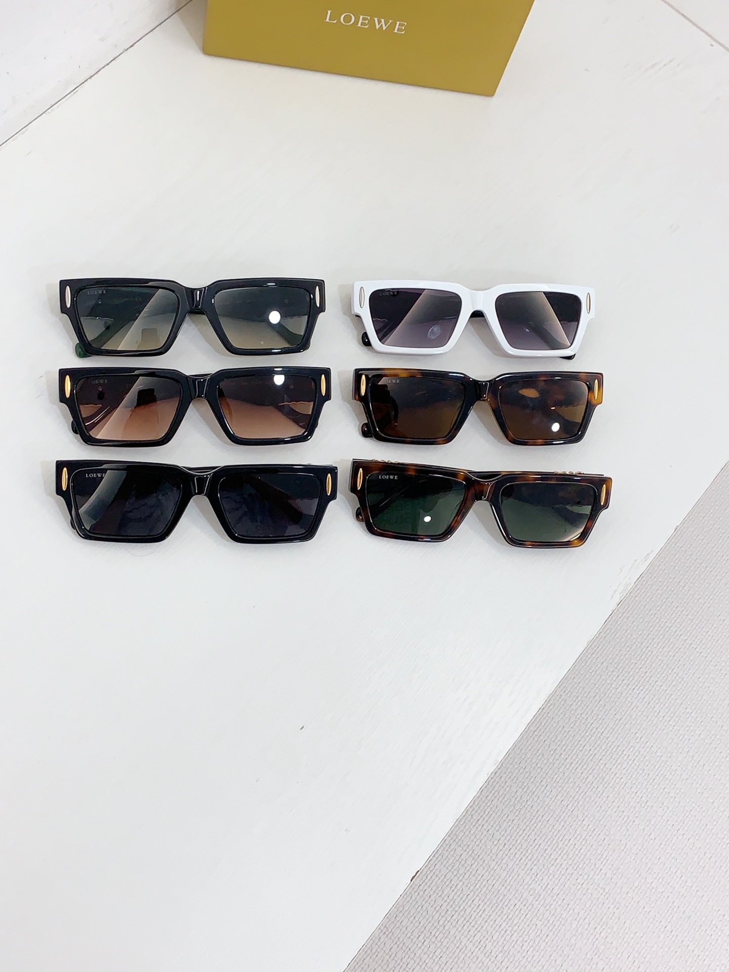 Imagen de todos los colores MODELO: LW5136S