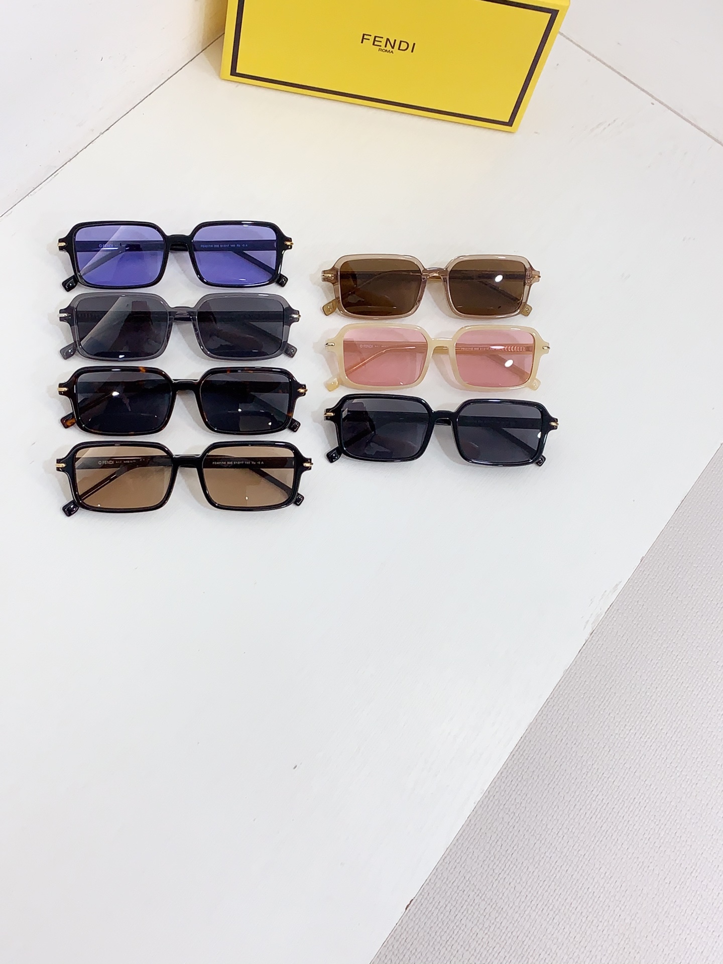 Imagen de todos los colores Modelo: FE40174I