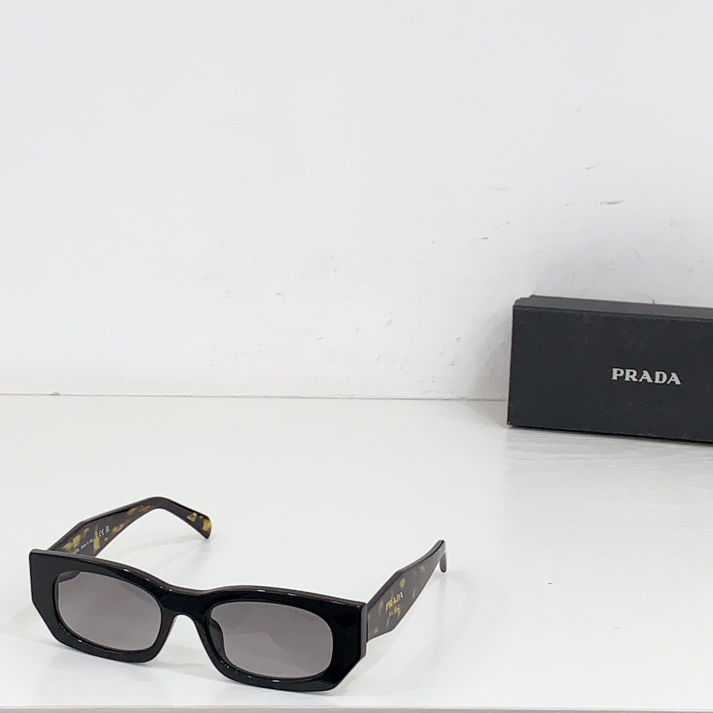 NO:256663,PRAD*MODELSPR B05-F SIZE54-Odd 18-Glasses Sunglasses Sunglasses, Glasses, Prada19860909PRAD*MODELSPR B05-F SIZE54口18-眼镜墨镜太阳镜,眼镜,prada,glasses