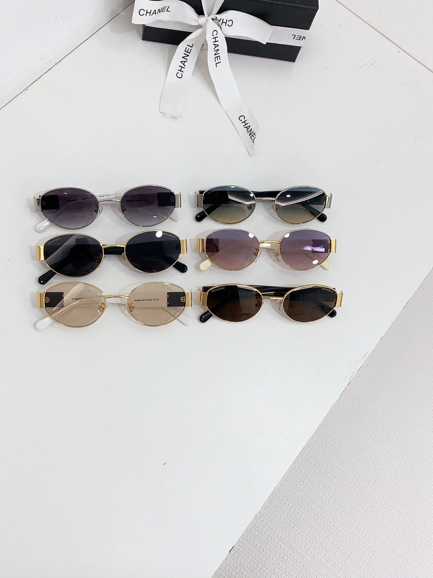 Foto de todos los colores, modelo: CH4025