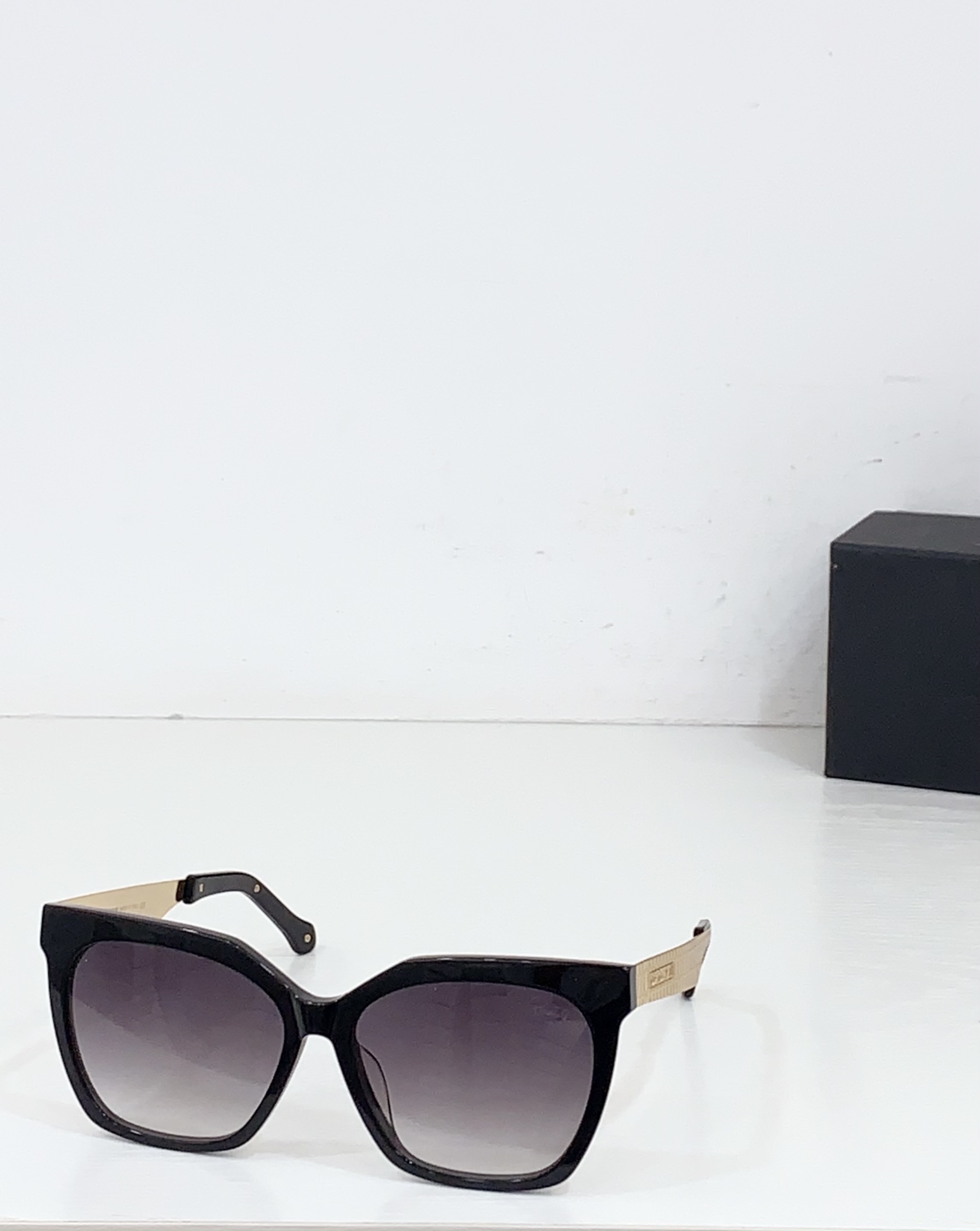 NO:255815,Roberto cavalli Model:RC1099 Size58-16 Glasses Sunglasses Sunglasses, Glasses19860909Roberto cavalli Model:RC1099 Size58-16 眼镜墨镜太阳镜,眼镜,glasses