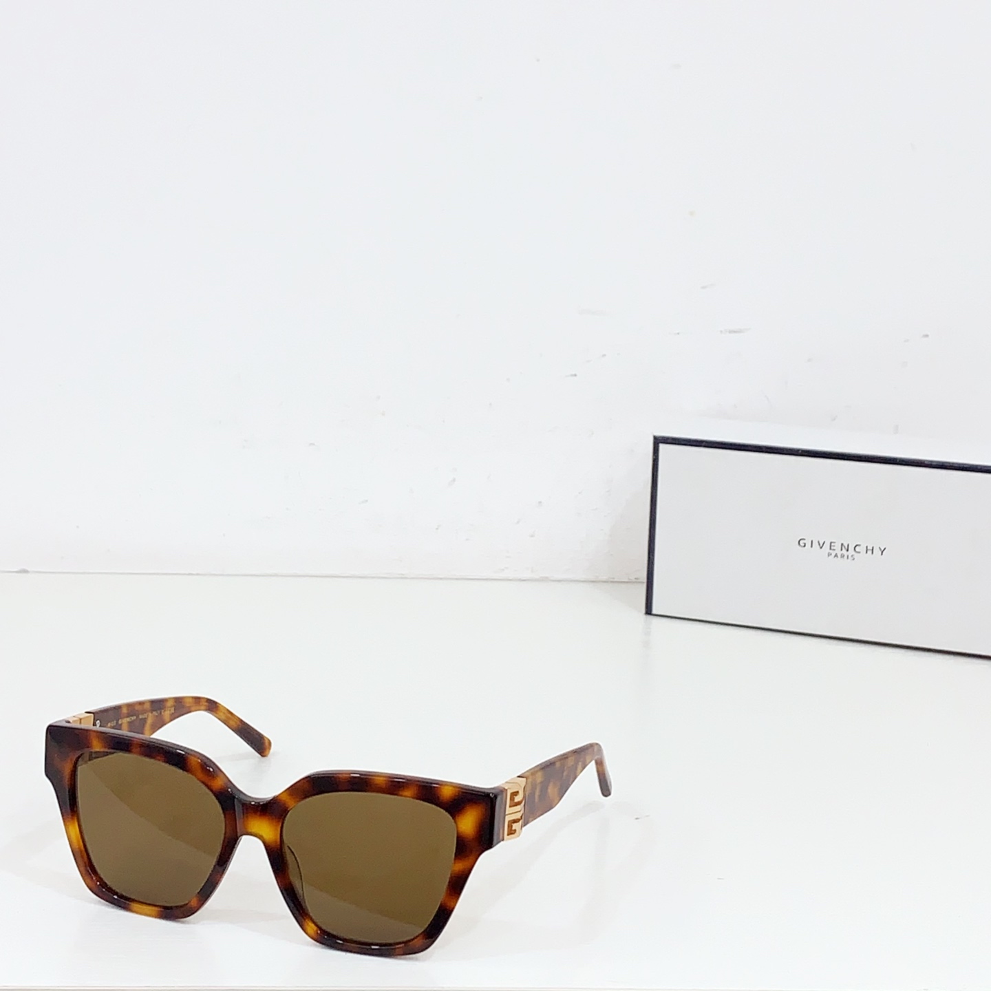 NO:258160,GIVENCH*MODELGV40037FSIZE56-Odd 17-Glasses Sunglasses Sunglasses, Glasses, Givenchy19860909GIVENCH*MODELGV40037FSIZE56口17-眼镜墨镜太阳镜,眼镜,givenchy,glasses