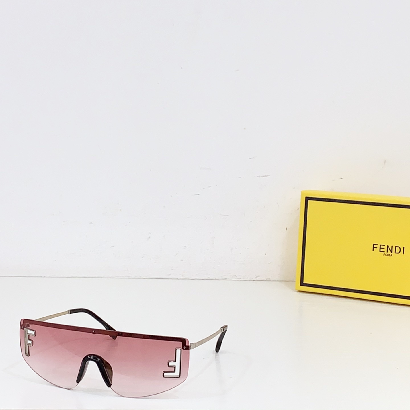 NO:348846,FENDI MODFE40168U Size port 0 142 glasses sunglasses sunglasses, glasses, fendi19860909FENDI MODFE40168U Size口0 142 眼镜墨镜太阳镜,眼镜,fendi,glasses