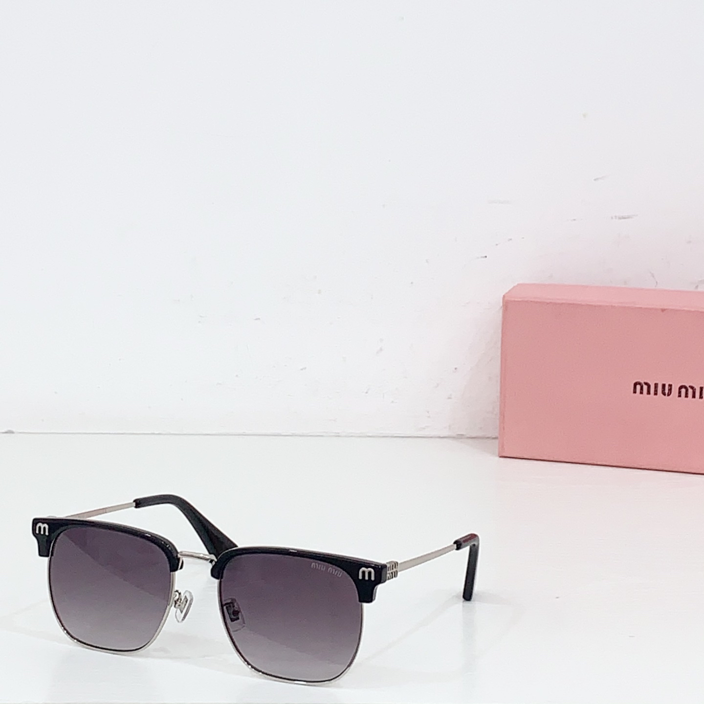 NO:354480,MIU MI* MODEL:VMU70ZS SIZE54 port 20- glasses sunglasses sunglasses, glasses, miumiu19860909MIU MI* MODEL:VMU70ZS SIZE54口20- 眼镜墨镜太阳镜,眼镜,miumiu,glasses