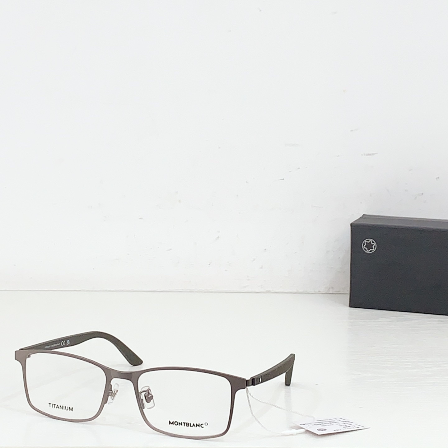 NO:354466,【MONT BLAN*】Monblanc new optical stand, titanium stand, MODEL:MB0361O, SIZE: 56-door 19-glasses sunglasses, glasses, montblanc19860909【MONT BLAN*】万宝龙新款光学架,钛架,MODEL:MB0361O,SIZE: 56口19-眼镜墨镜太阳镜,眼镜,montblanc,glasses