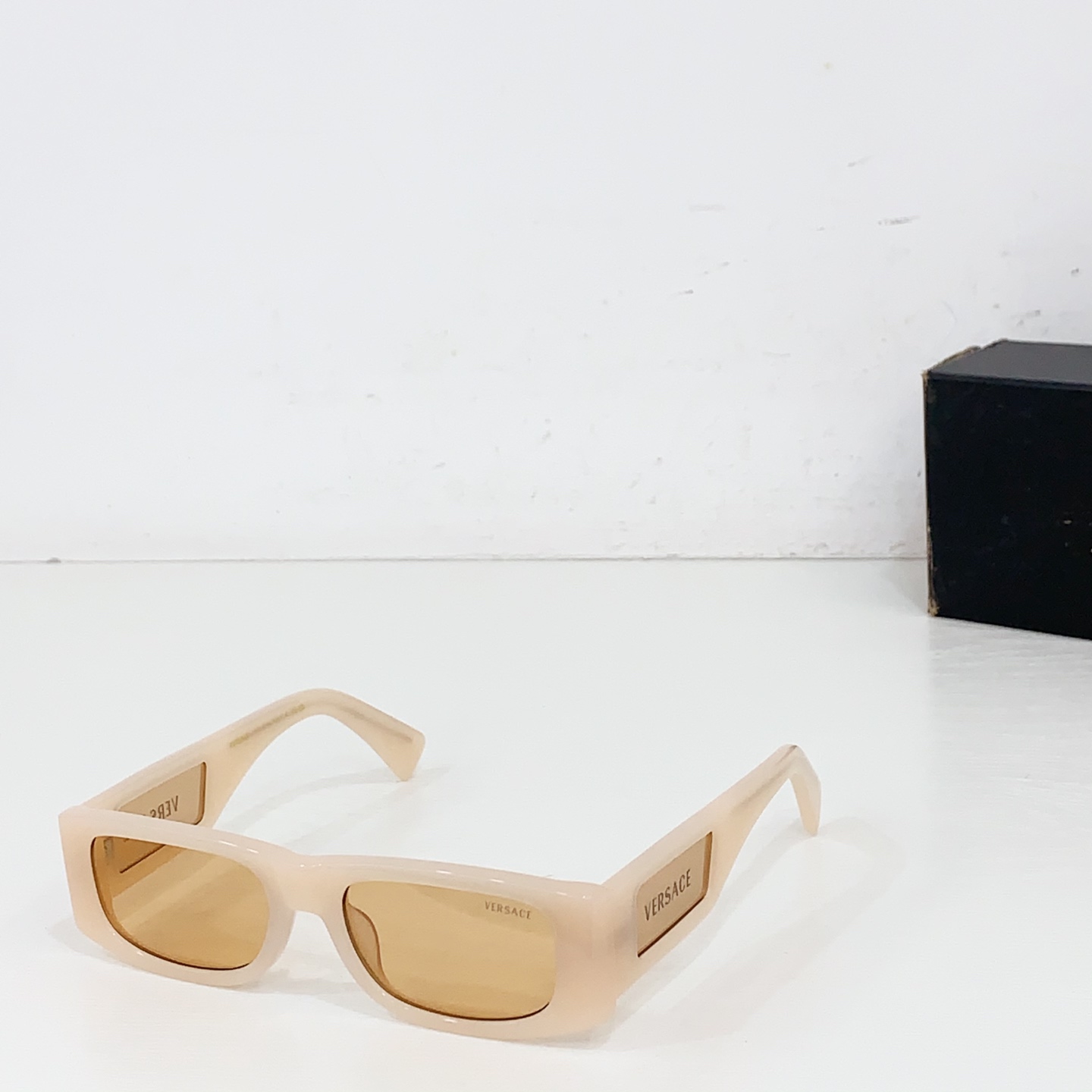 NO:356416,VERSAC* MODEL VE ​​SIZE55 port 19-143 glasses sunglasses sunglasses, glasses, versace19860909VERSAC* MODEL VE SIZE55口19-143 眼镜墨镜太阳镜,眼镜,versace,glasses