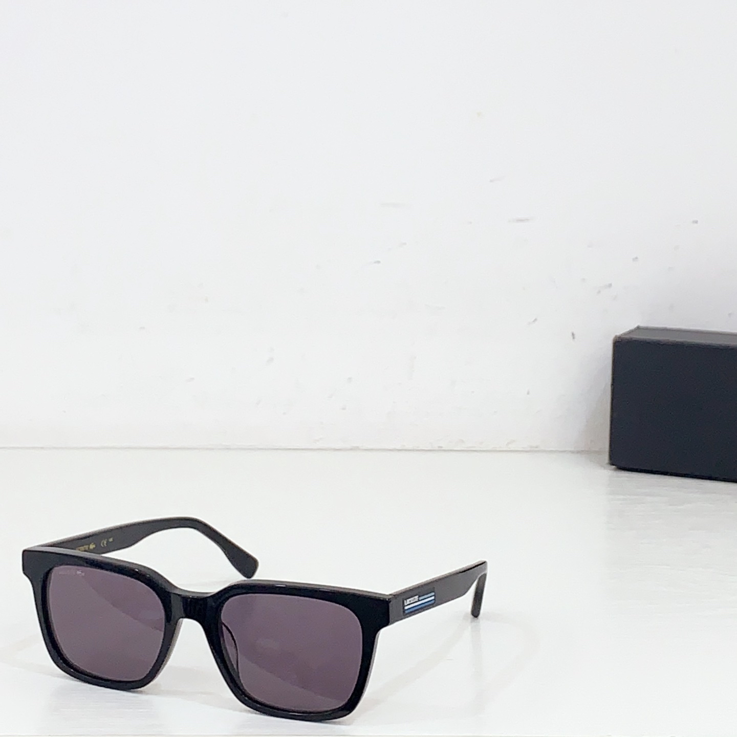 NO:360535,95 LACOSTE Crocodile Official website original model: L6028S, Size: 52-20-Men's classic box Business travel Classic style Simple style Glasses Sunglasses Sunglasses, glasses1986090995 LACOSTE 鳄鱼 官网原版款Model:L6028S,Size:52-20-男士经典方框 商务出行 经典风格 简约风尚眼镜墨镜太阳镜,眼镜,glasses