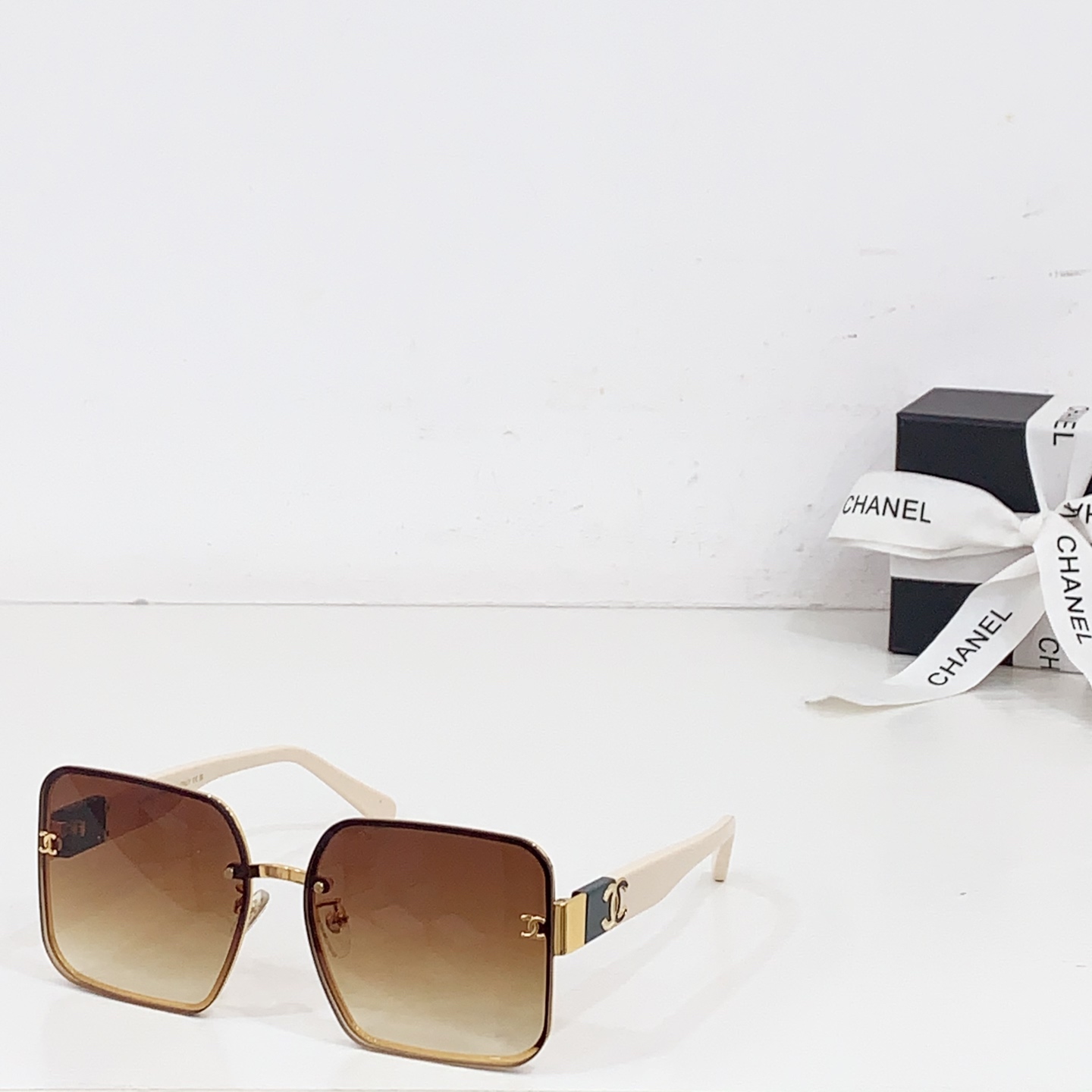 NO:361294,CHANE* MODELCH8056 SIZE61 port 15- glasses sunglasses sunglasses, glasses, chanel19860909CHANE* MODELCH8056 SIZE61口15- 眼镜墨镜太阳镜,眼镜,chanel,glasses