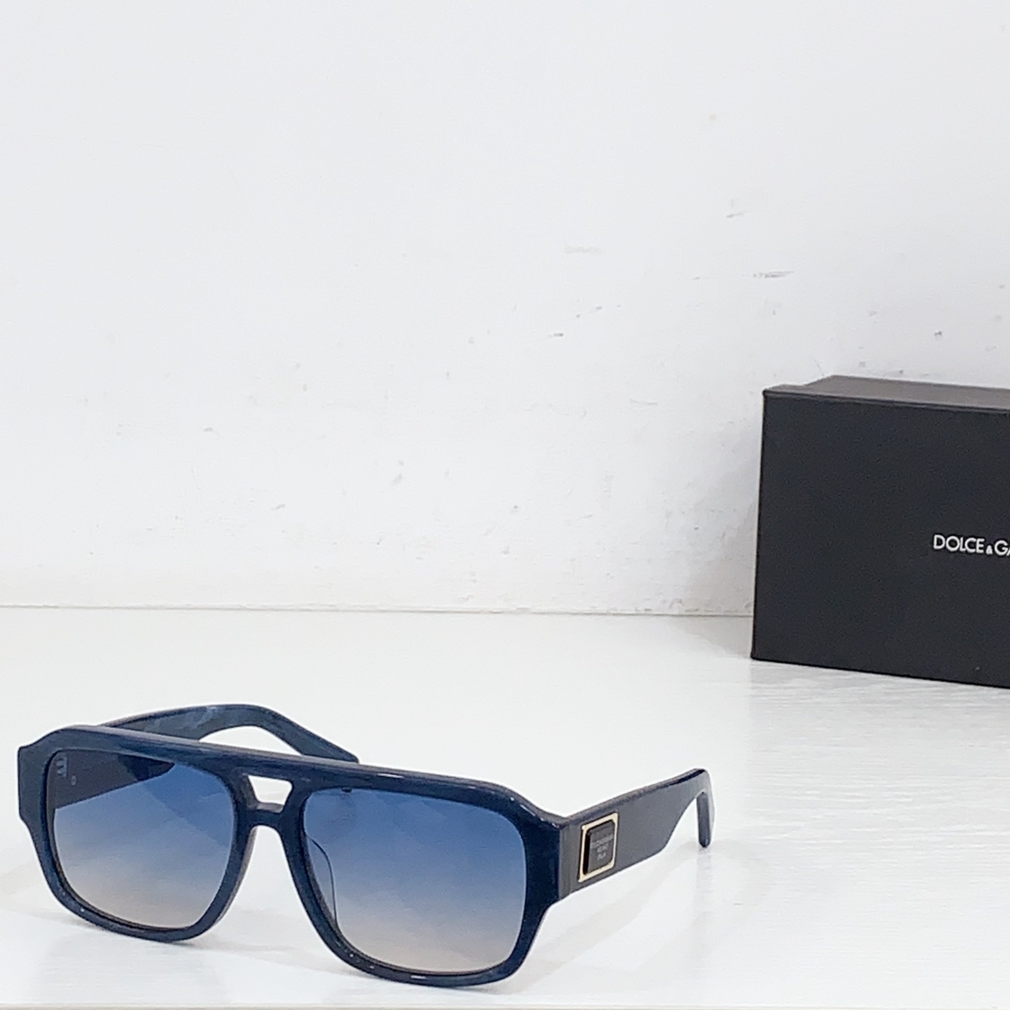 NO:361314,DOLCE & GABBAN* MODELDG4506 SIZE:56-Odd 17-Glasses Sunglasses, Glasses, Dolce & Gabbana19860909DOLCE & GABBAN* MODELDG4506 SIZE:56口17- 眼镜墨镜太阳镜,眼镜,Dolce&Gabbana,glasses