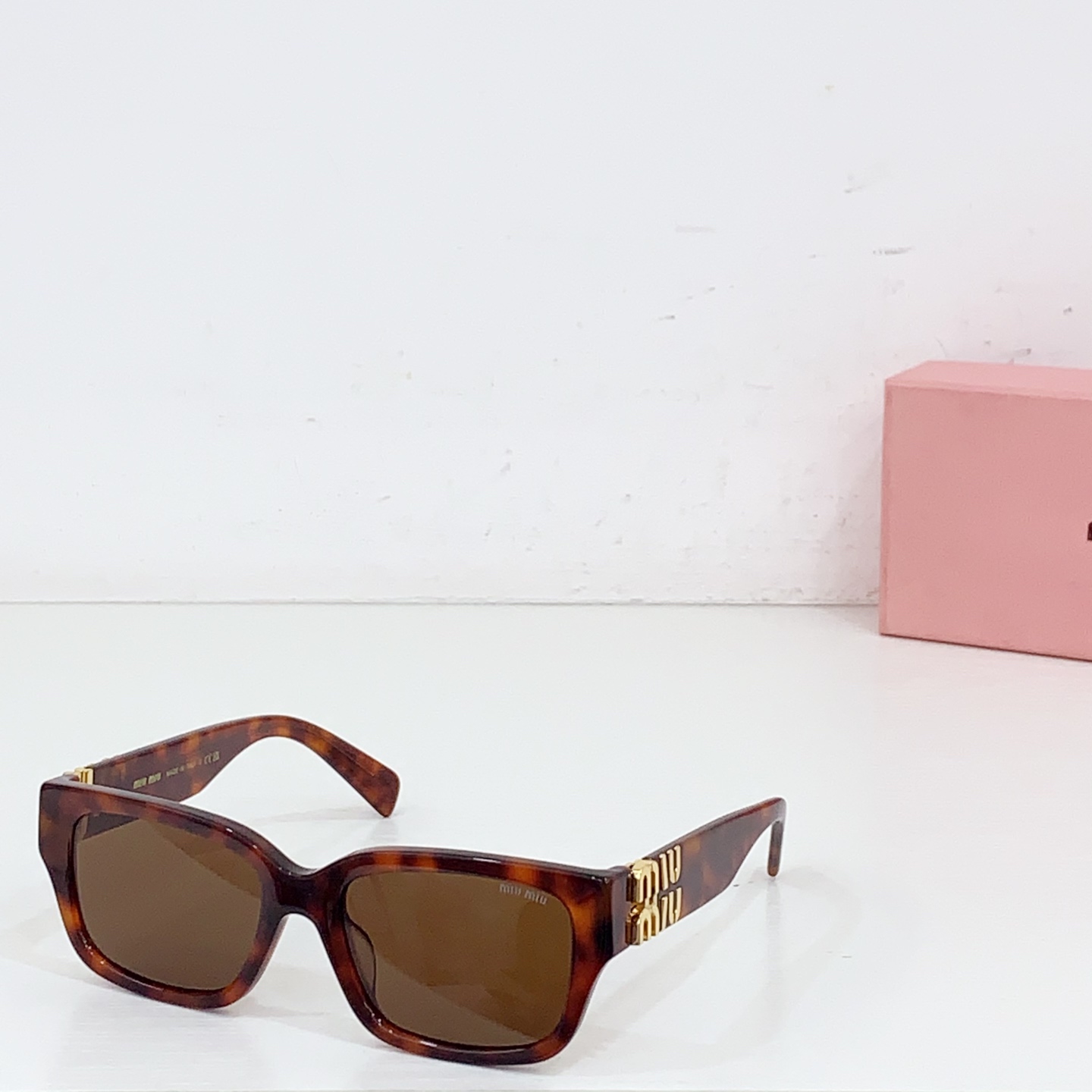 NO:361411,MIU M* MODEL: MU A627S SIZE55 port 19- glasses sunglasses sunglasses, glasses, miumiu19860909MIU M* MODEL: MU A627S SIZE55口19- 眼镜墨镜太阳镜,眼镜,miumiu,glasses