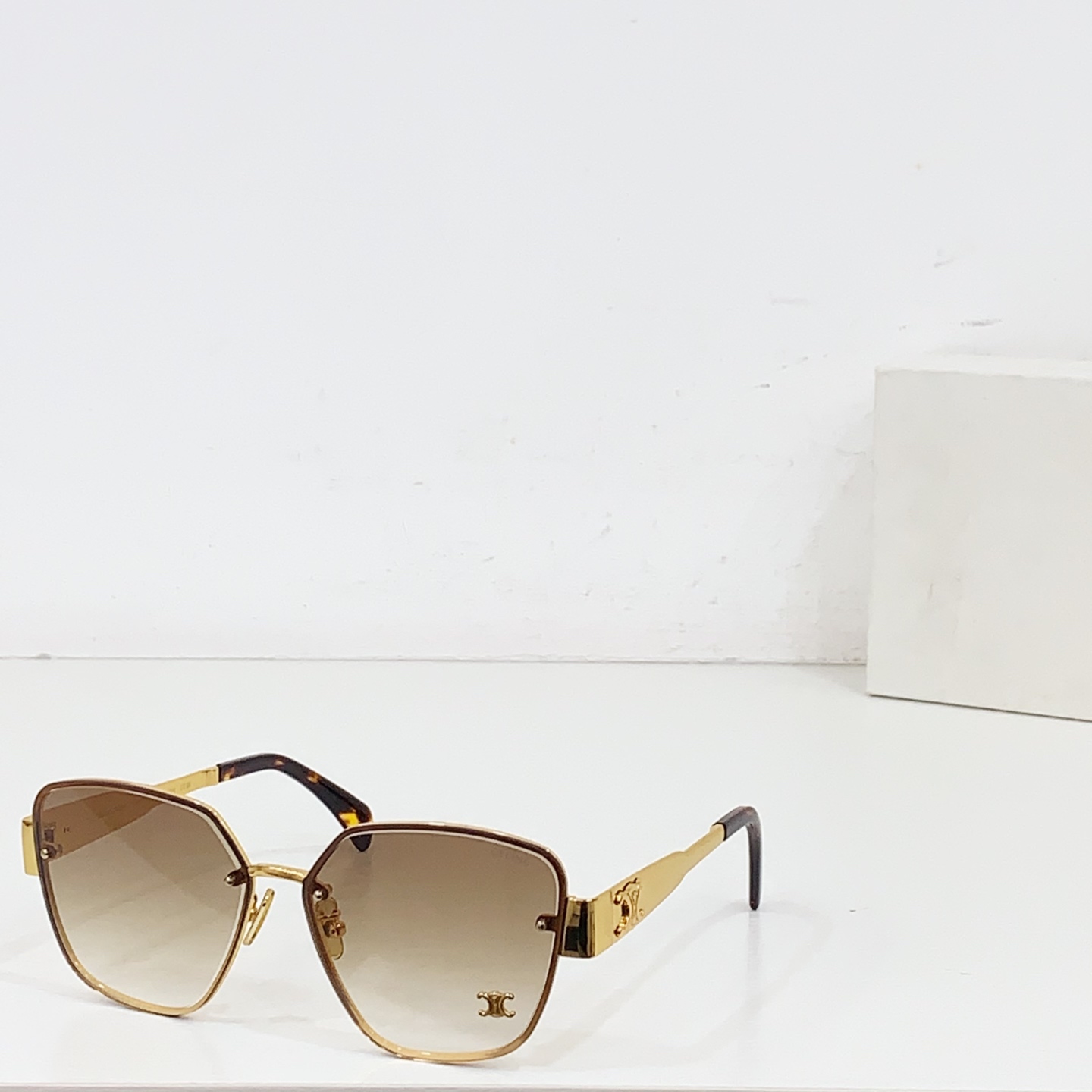 NO:361578,CELIN* MODEL:CL42119U SIZE:62-Odd 14-Glasses, Sunglasses, Sunglasses, Celine19860909CELIN* MODEL:CL42119U SIZE:62口14- 眼镜墨镜太阳镜,眼镜,celine,glasses