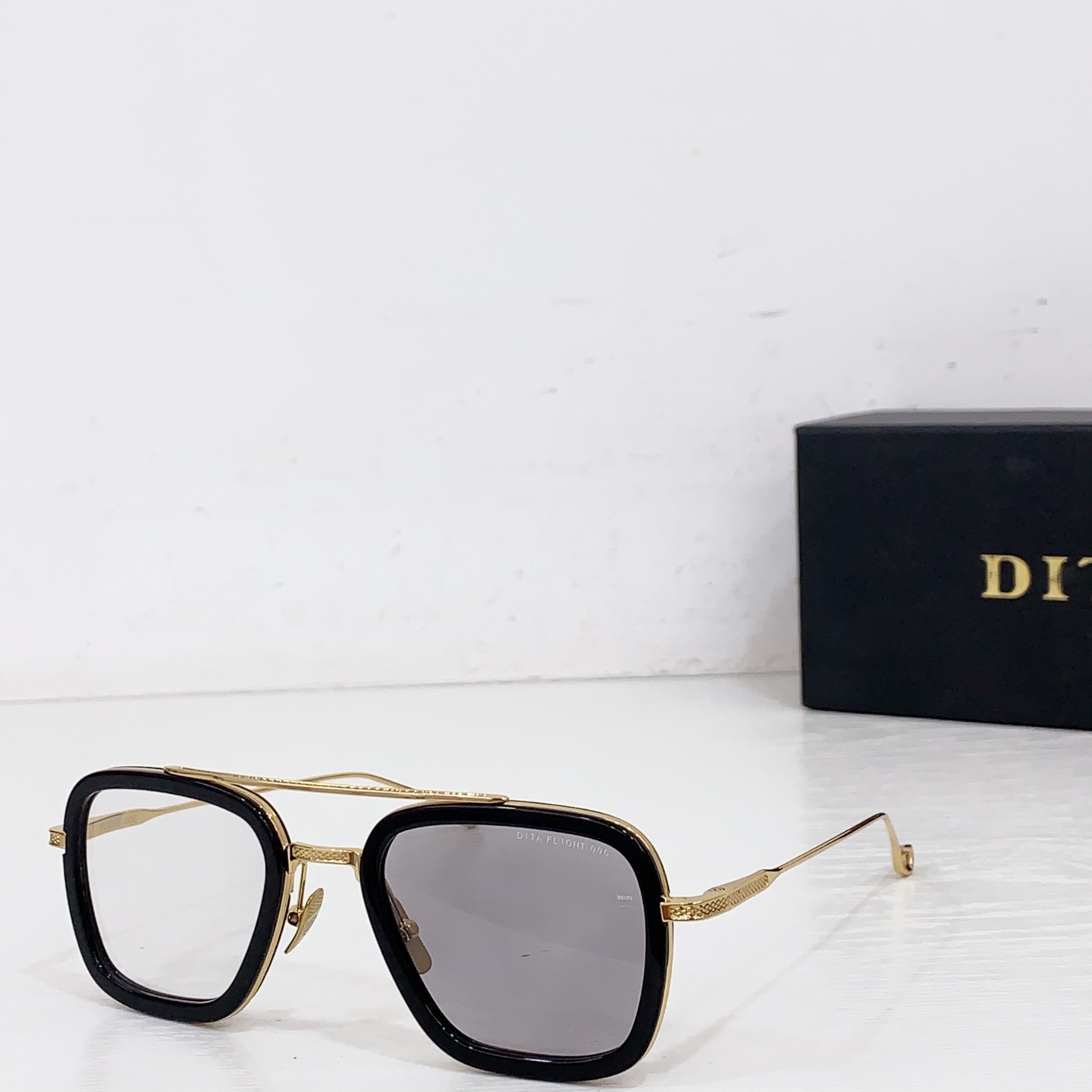 NO:365240,DIT* FLIGHT006 MODEL:FLIGHT 006 SIZE:52-port 22-144 Color-changing glasses sunglasses sunglasses, glasses19860909DIT* FLIGHT006 MODEL:FLIGHT 006 SIZE:52口22-144 变色眼镜墨镜太阳镜,眼镜,glasses