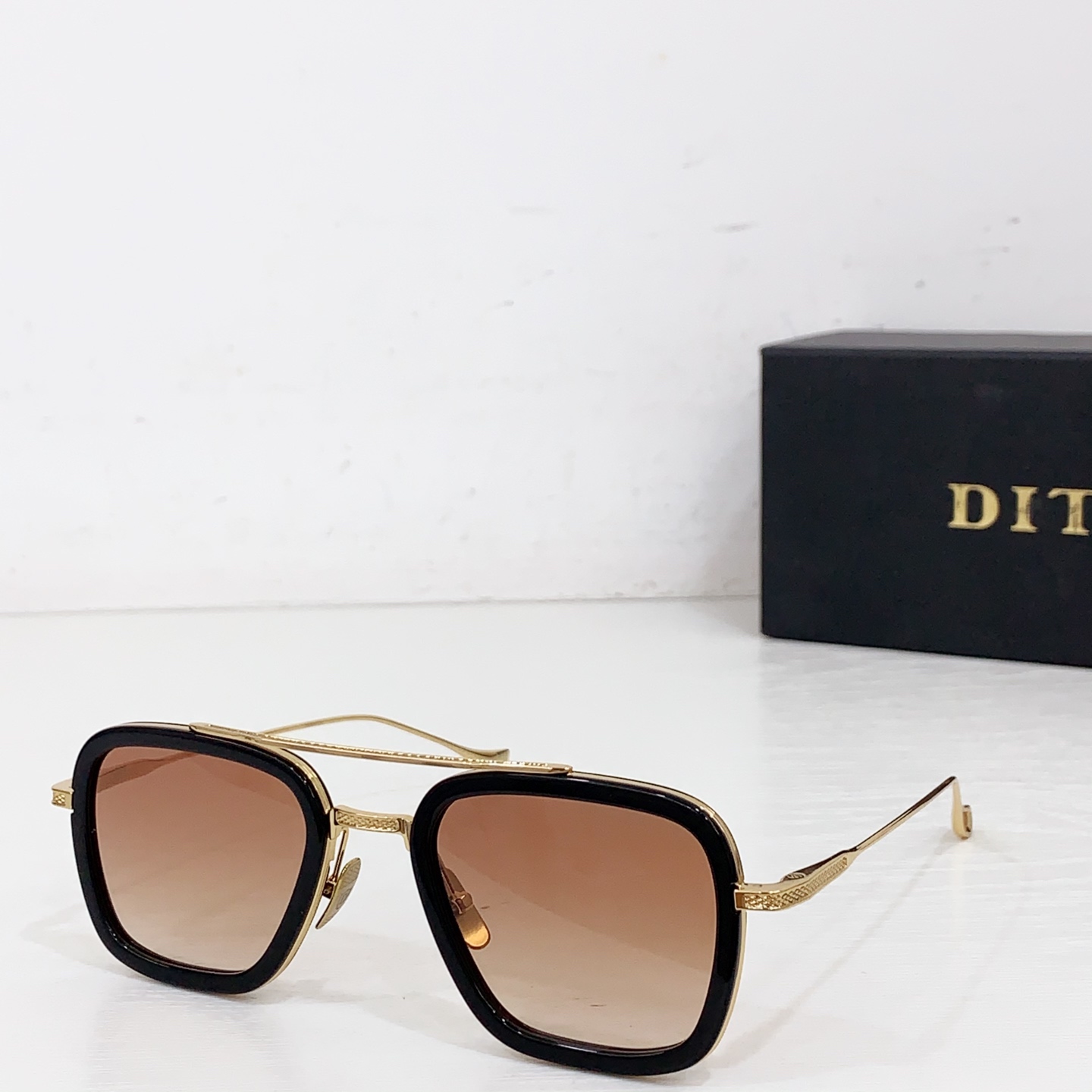 NO:365247,DIT* FLIGHT006 MODEL:FLIGHT 006 SIZE:52-port 22-144 Color-changing glasses sunglasses sunglasses, glasses19860909DIT* FLIGHT006 MODEL:FLIGHT 006 SIZE:52口22-144 变色眼镜墨镜太阳镜,眼镜,glasses