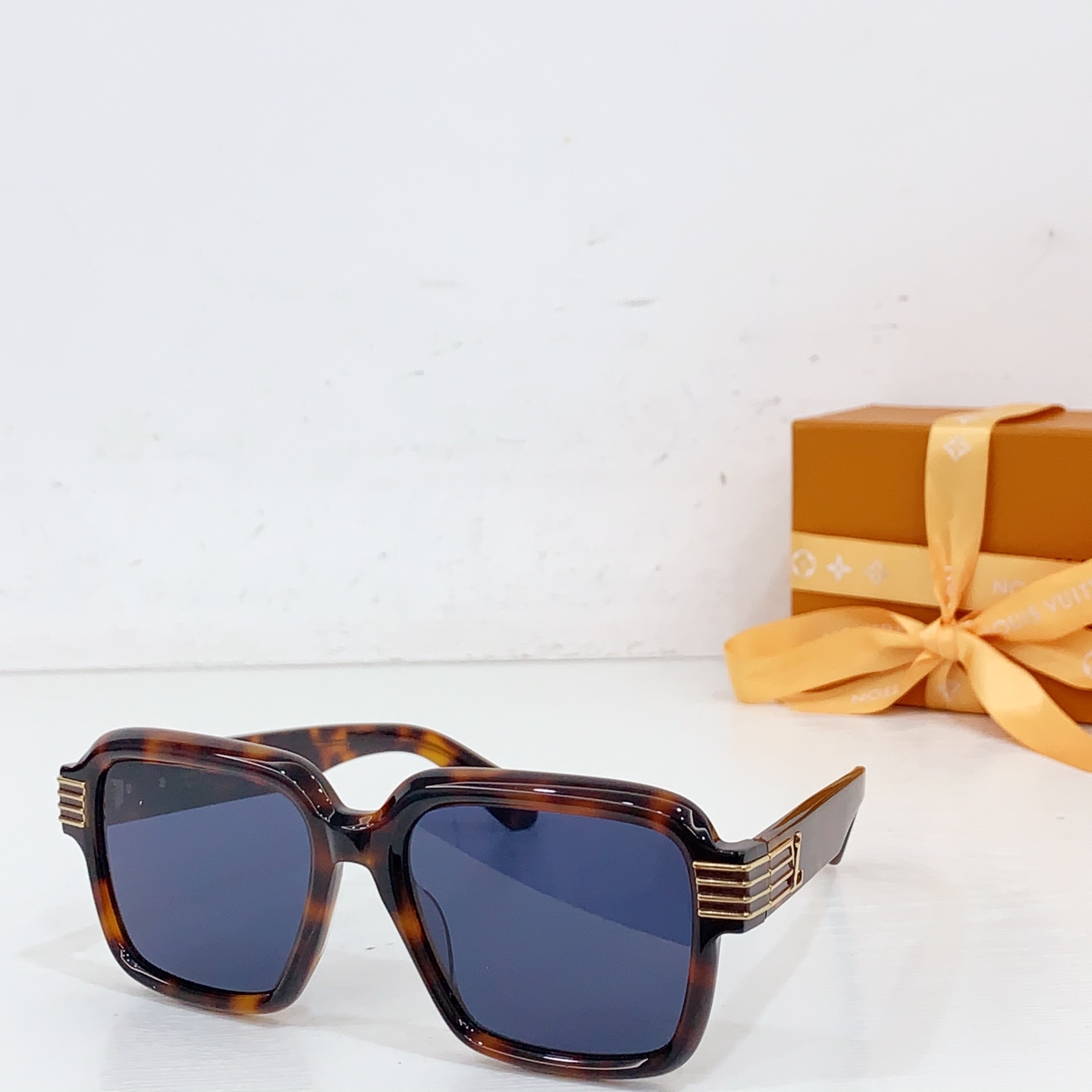 NO:365189,LOUIS VUITTO* TOP QUALITY MODELZ2732U Z2739U Z2740U Z2826U Z2828U SIZE55 port 19- glasses sunglasses sunglasses, glasses, louis vuitton19860909LOUIS VUITTO* TOP QUALITY MODELZ2732U Z2739U Z2740U Z2826U Z2828U SIZE55口19- 眼镜墨镜太阳镜,眼镜,louis vuitton,glasses
