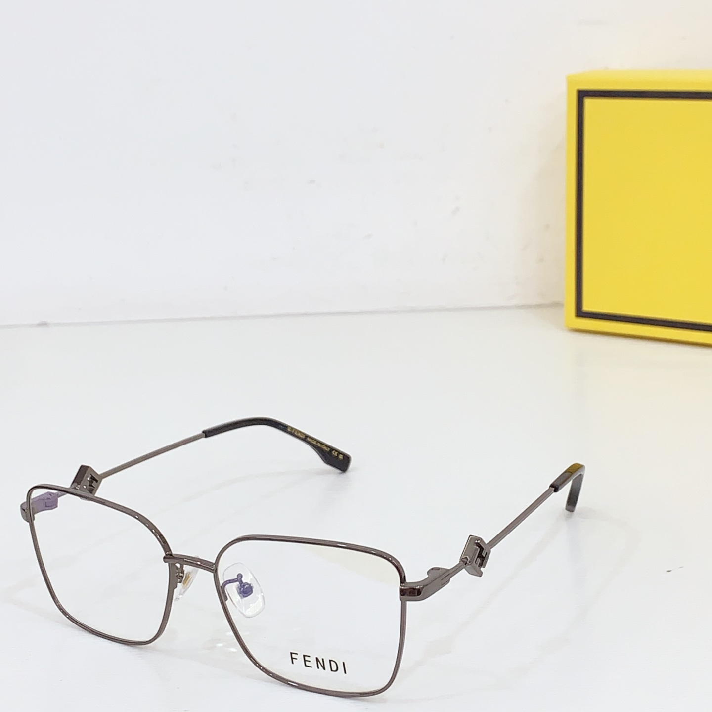 NO:366821,90 FEND*MODEL: FE50110FSIZE: 54-mouth 16-glasses sunglasses, glasses, fendi1986090990 FEND*MODEL: FE50110FSIZE:54口16-眼镜墨镜太阳镜,眼镜,fendi,glasses