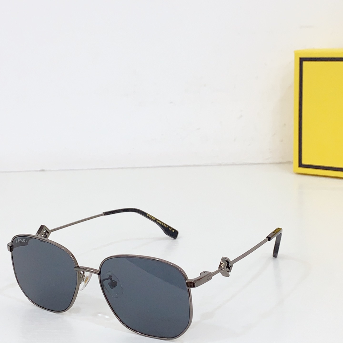 NO:366816,90 FEND*MODEL: FE50111FSIZE: 54-glasses sunglasses sunglasses, glasses, fendi1986090990 FEND*MODEL: FE50111FSIZE:54口15-眼镜墨镜太阳镜,眼镜,fendi,glasses