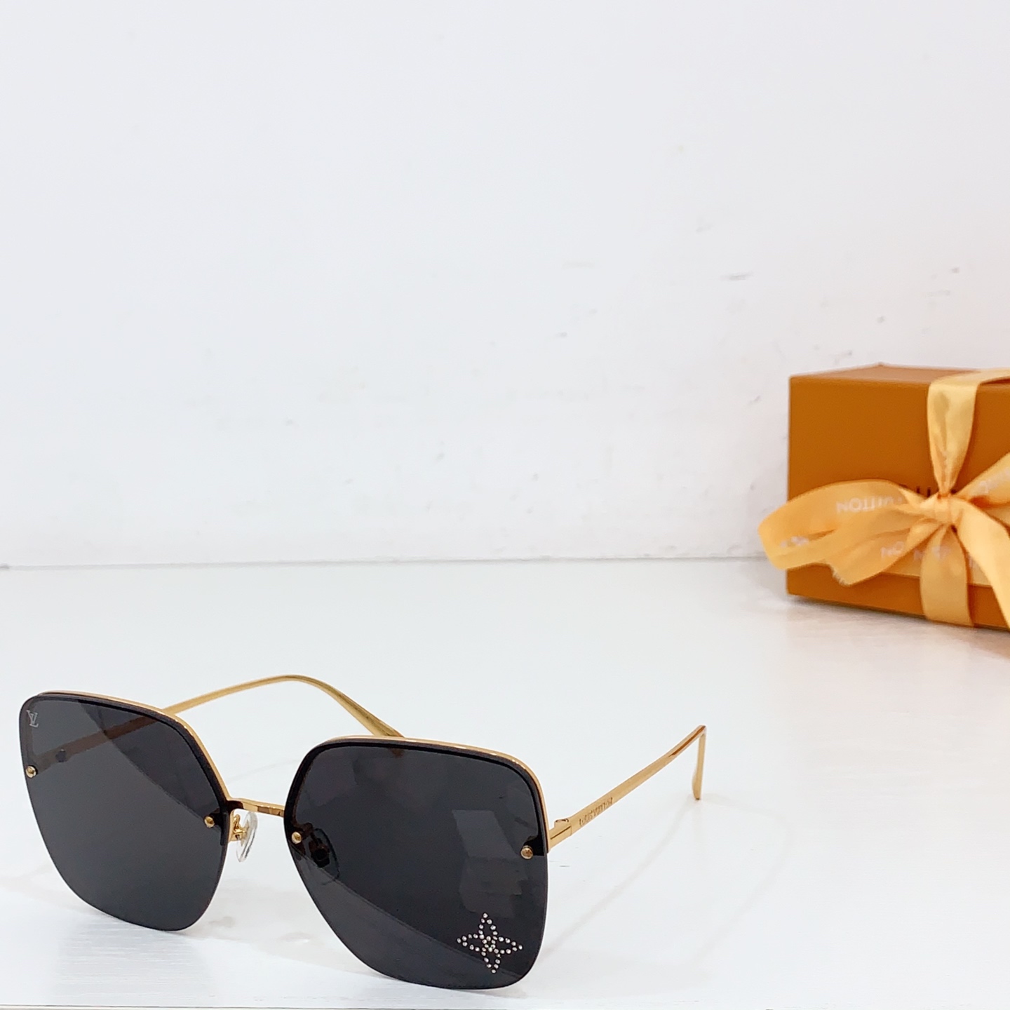 NO:367776,LOUIS VUITTO* MODELZ2014U SIZE63 port 17-142 glasses sunglasses sunglasses, glasses, louis vuitton19860909LOUIS VUITTO* MODELZ2014U SIZE63口17-142 眼镜墨镜太阳镜,眼镜,louis vuitton,glasses