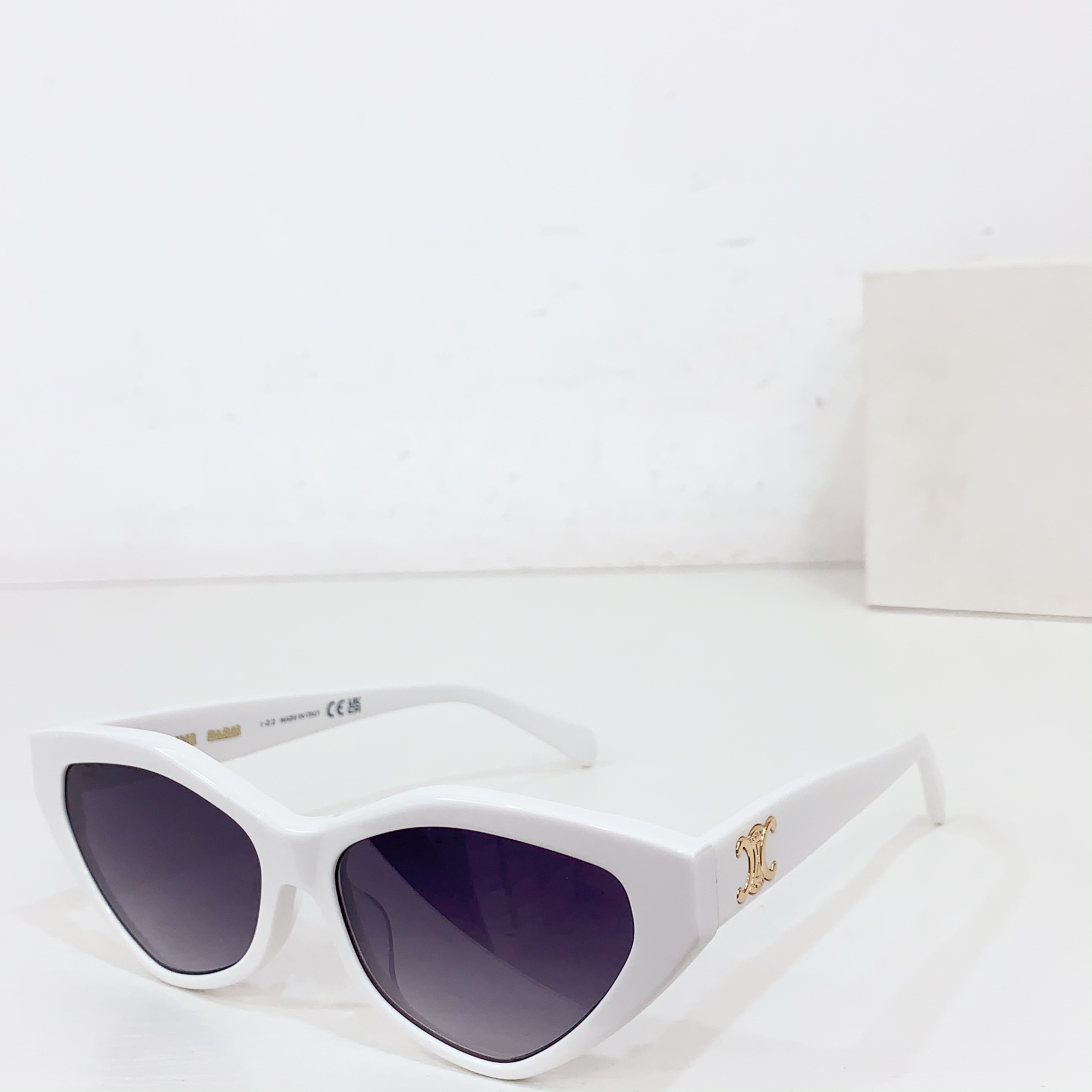 NO:368571,95 CELIN*MODEL:CL40323SIZE:55-Odd 16-Glasses, Sunglasses, Sunglasses, Celine1986090995 CELIN*MODEL:CL40323SIZE:55口16- 眼镜墨镜太阳镜,眼镜,celine,glasses