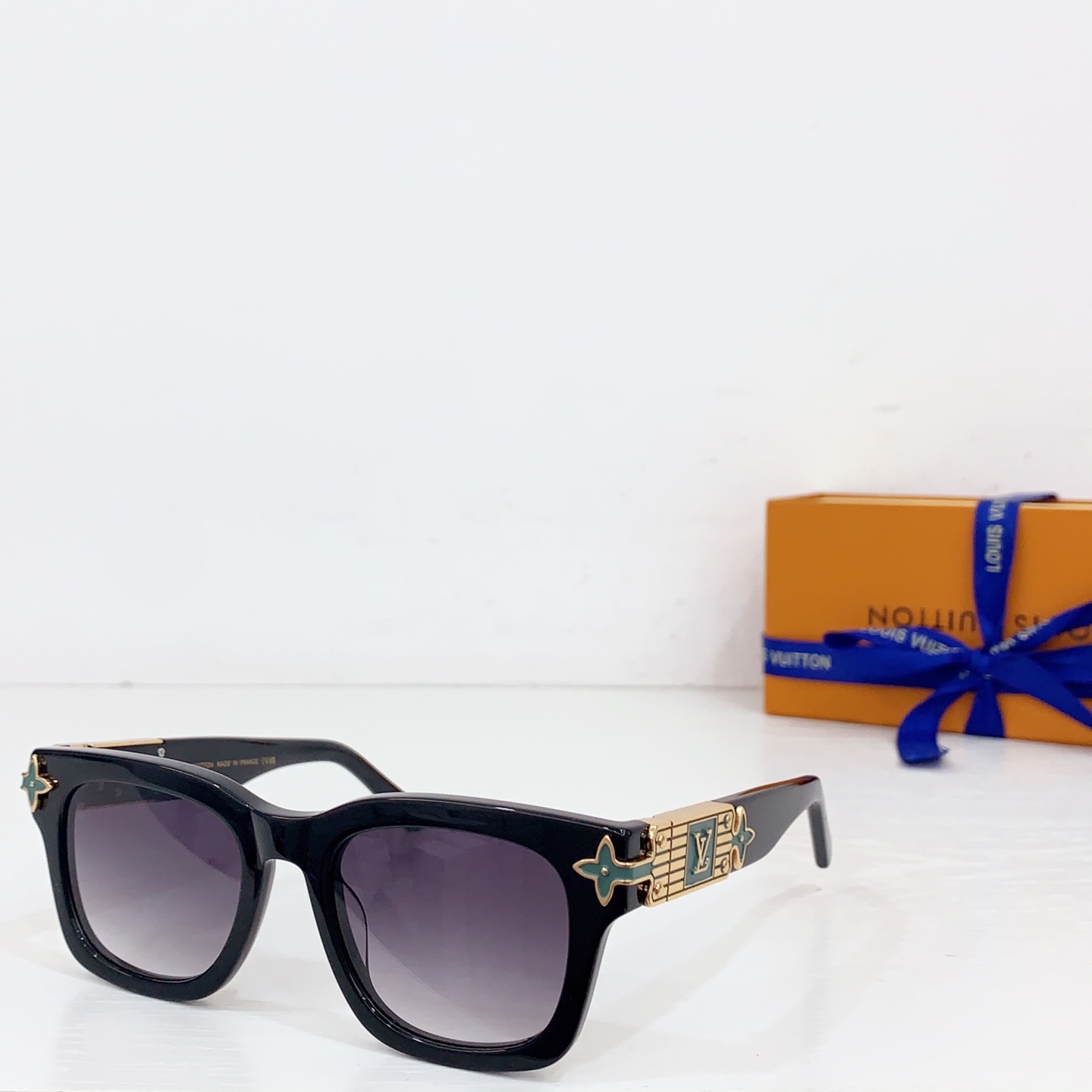 NO:368513,LOUIS VUITTO*MODELZ2013U SIZE52 port 21- glasses sunglasses sunglasses, glasses, louis vuitton19860909LOUIS VUITTO*MODELZ2013U SIZE52口21- 眼镜墨镜太阳镜,眼镜,louis vuitton,glasses