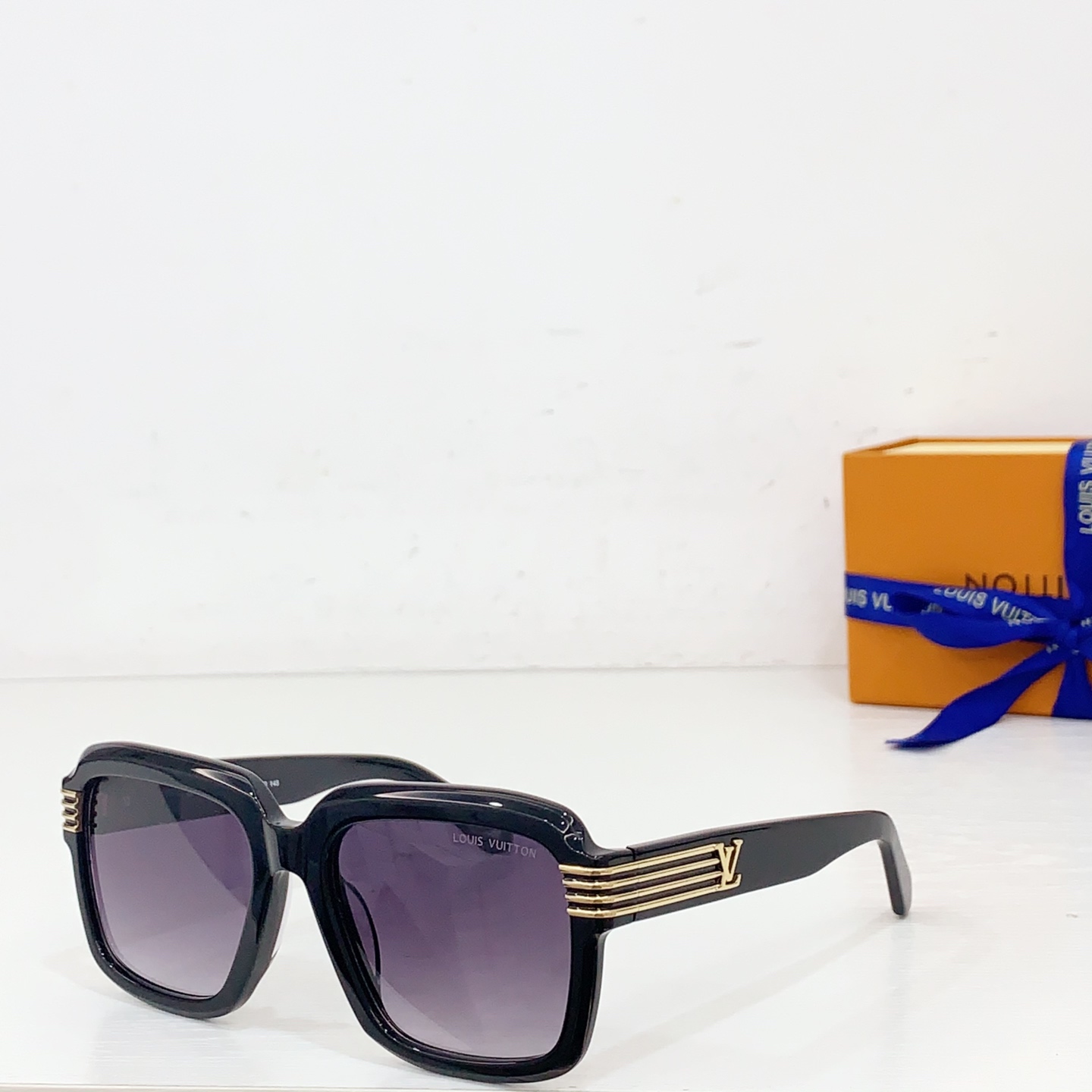 NO:368463,LOUIS VUITTO* MODELZ2828U Z2829U Z2830U Z2831U Z2832U Z2833U SIZE56 port 20- glasses sunglasses sunglasses, glasses, louis vuitton19860909LOUIS VUITTO* MODELZ2828U Z2829U Z2830U Z2831U Z2832U Z2833U SIZE56口20- 眼镜墨镜太阳镜,眼镜,louis vuitton,glasses