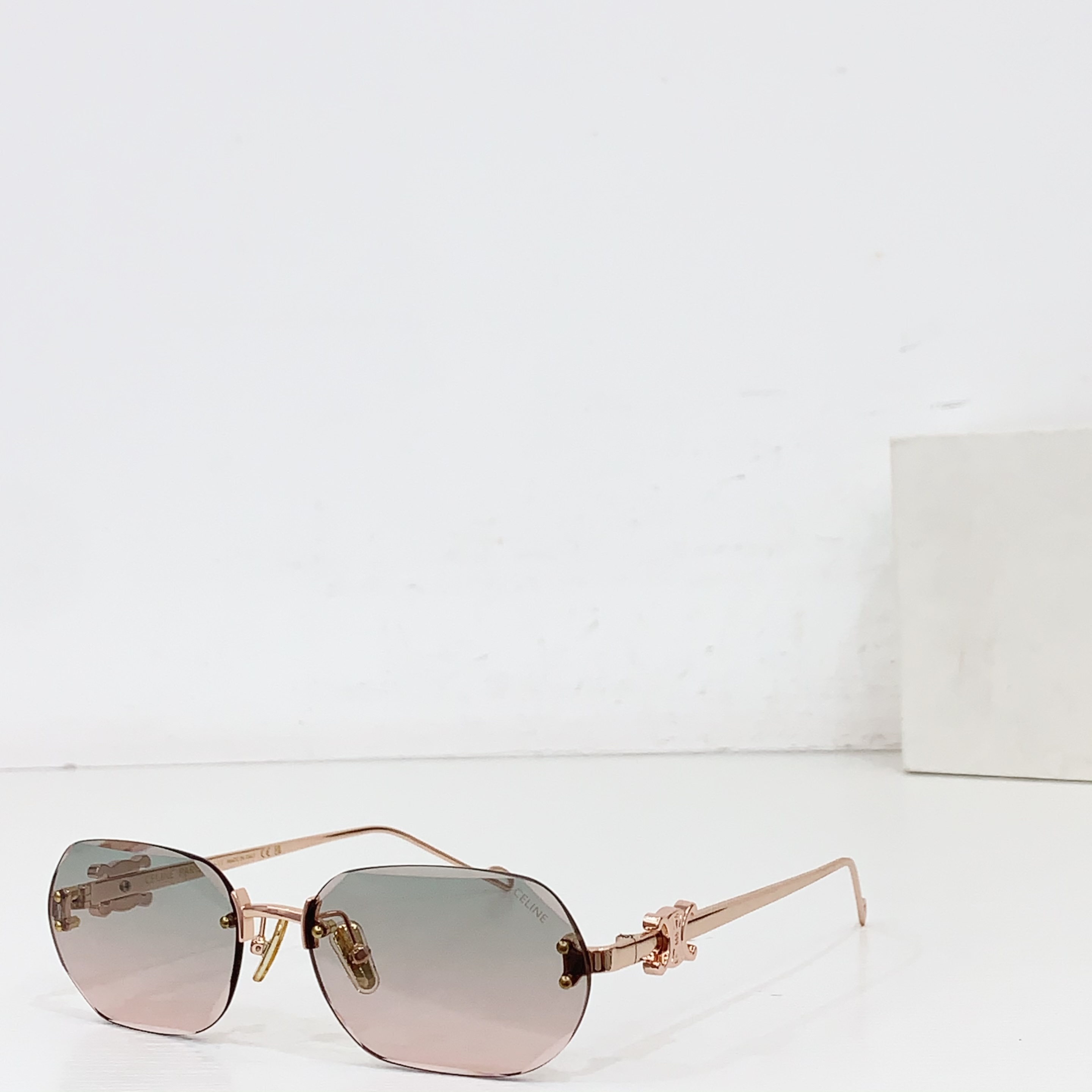 NO:369408,CELIN*MODEL:CL42099USIZE:59-mouth 17-143 Glasses sunglasses, glasses, celine19860909CELIN*MODEL:CL42099USIZE:59口17-143 眼镜墨镜太阳镜,眼镜,celine,glasses