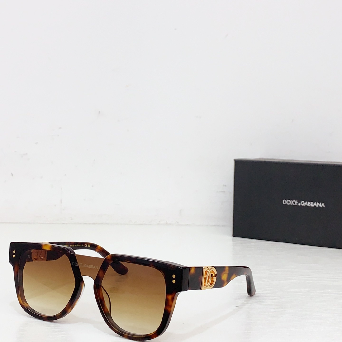 NO:369830,DOLCE & GABBAN*MODELDG6693SIZE:52-Odd 20-Glasses Sunglasses, Glasses, Dolce & Gabbana19860909DOLCE & GABBAN*MODELDG6693SIZE:52口20- 眼镜墨镜太阳镜,眼镜,Dolce&Gabbana,glasses