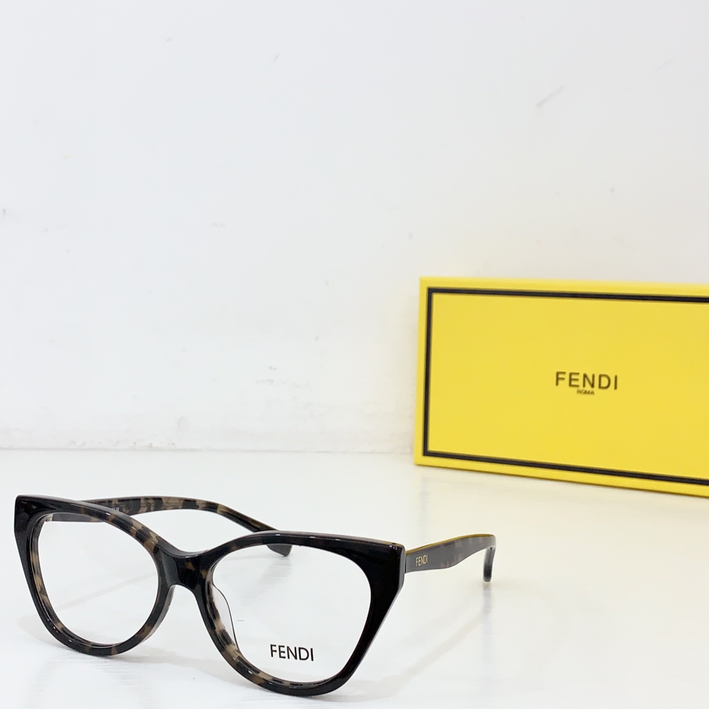 NO:371457,90 FEND*MODEL: FE501205SIZE:55-Odd 18-Glasses, Sunglasses, Sunglasses, Fendi1986090990 FEND*MODEL: FE501205SIZE:55口18- 眼镜墨镜太阳镜,眼镜,fendi,glasses