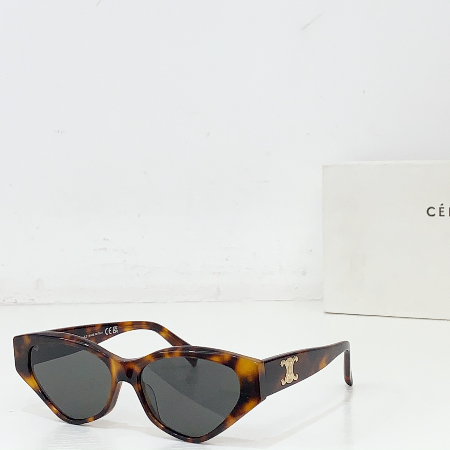 NO:371442,85 CELIN* MODEL:CL40323U SIZE:56-Odd 16-Glasses Sunglasses Sunglasses, Glasses, Celine1986090985 CELIN* MODEL:CL40323U SIZE:56口16-眼镜墨镜太阳镜,眼镜,celine,glasses