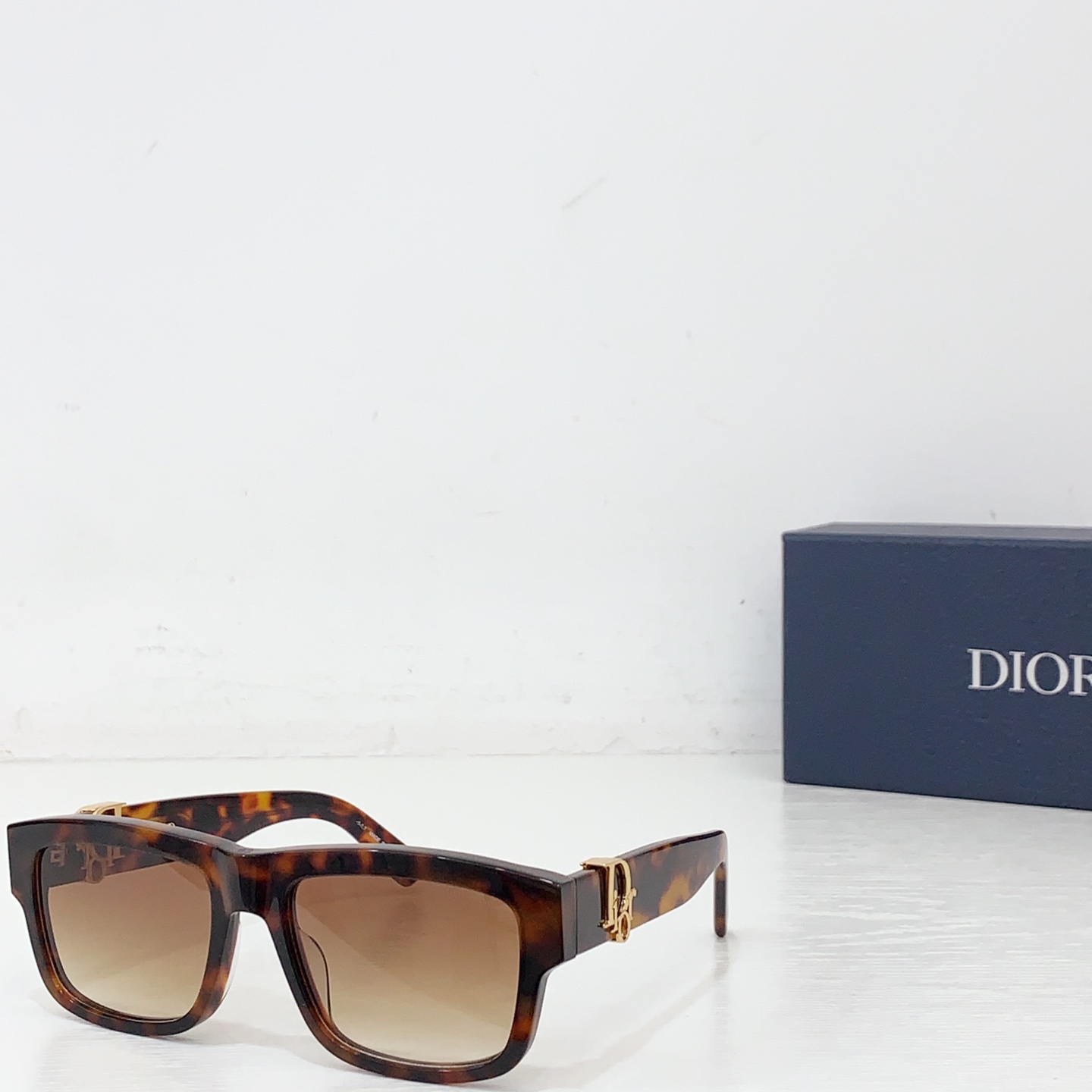 NO:371426,DIO* MODELDiorOblique S3F SIZE55-Odd 19-Glasses Sunglasses, Glasses, Dior19860909DIO* MODELDiorOblique S3F SIZE55口19- 眼镜墨镜太阳镜,眼镜,dior,glasses