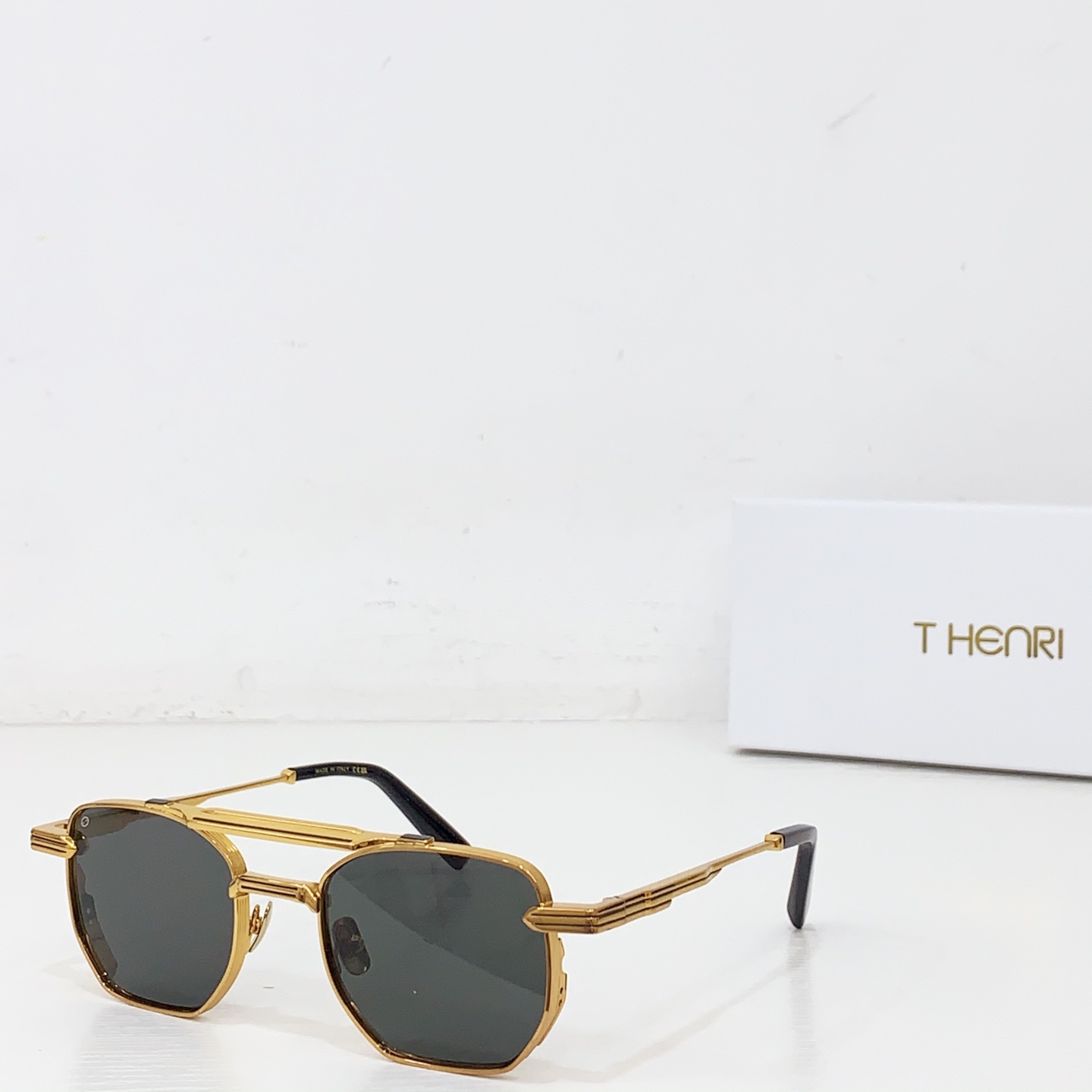 NO:371382,THENRIMODEL:LUSSOSIZE:52-Odd 22-Glasses, sunglasses, glasses19860909THENRIMODEL:LUSSOSIZE:52口22- 眼镜墨镜太阳镜,眼镜,glasses