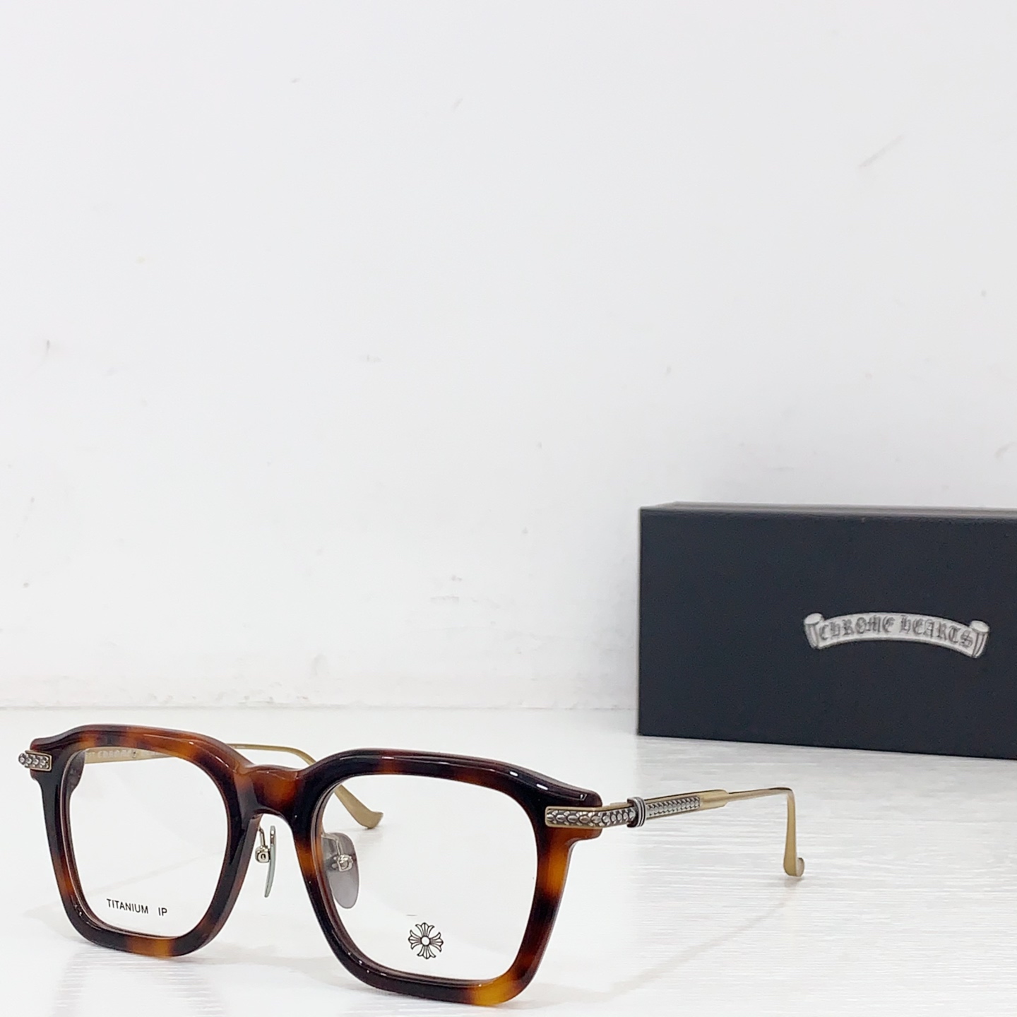 NO:371788,Chrome Hearts MODEL: CUMPTION SIZE51 port 20-137 glasses sunglasses sunglasses, glasses, chrome hearts, chrome hearts19860909Chrome Hearts 克罗心 MODEL: CUMPTION SIZE51口20-137 眼镜墨镜太阳镜,眼镜,chrome hearts,chrome hearts,glasses