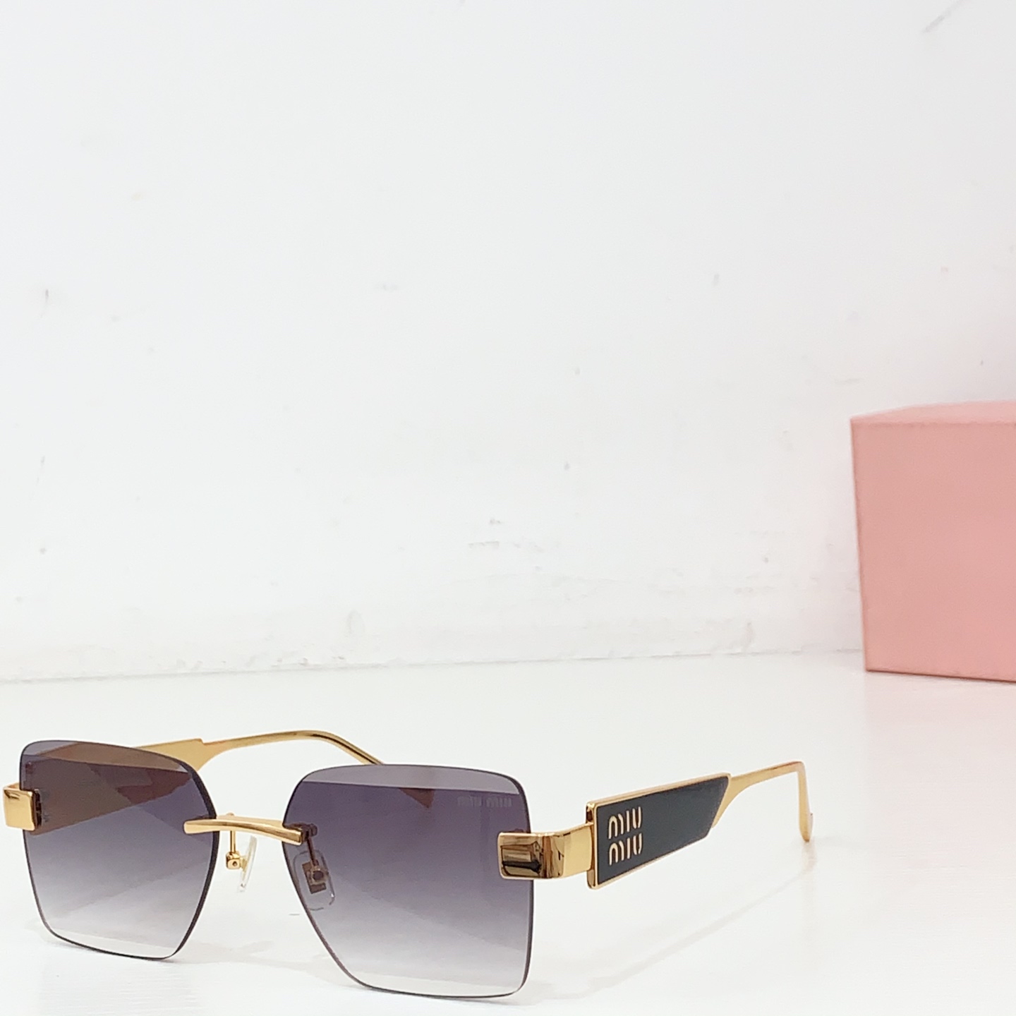 NO:371753,MIU MI*MODEL:MU 1711LVSIZE57 port 17- glasses sunglasses, glasses, louis vuitton, miumiu19860909MIU MI*MODEL:MU 1711LVSIZE57口17- 眼镜墨镜太阳镜,眼镜,louis vuitton,miumiu,glasses