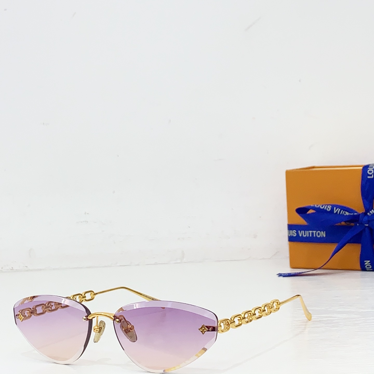 NO:371713,LOUIS VUITTO*MODELZ3015U SIZE61 port 15- glasses sunglasses sunglasses, glasses, louis vuitton19860909LOUIS VUITTO*MODELZ3015U SIZE61口15- 眼镜墨镜太阳镜,眼镜,louis vuitton,glasses