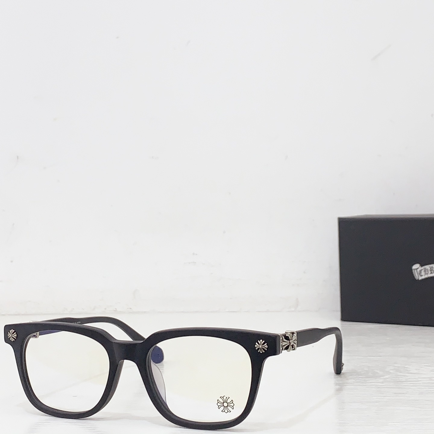 NO:373291,CHROME HEART*MODEL:COX UCKERSIZE:52-Odd 20-Glasses, Sunglasses, Glasses, Chrome hearts19860909CHROME HEART*MODEL:COX UCKERSIZE:52口20- 眼镜墨镜太阳镜,眼镜,chrome hearts,glasses