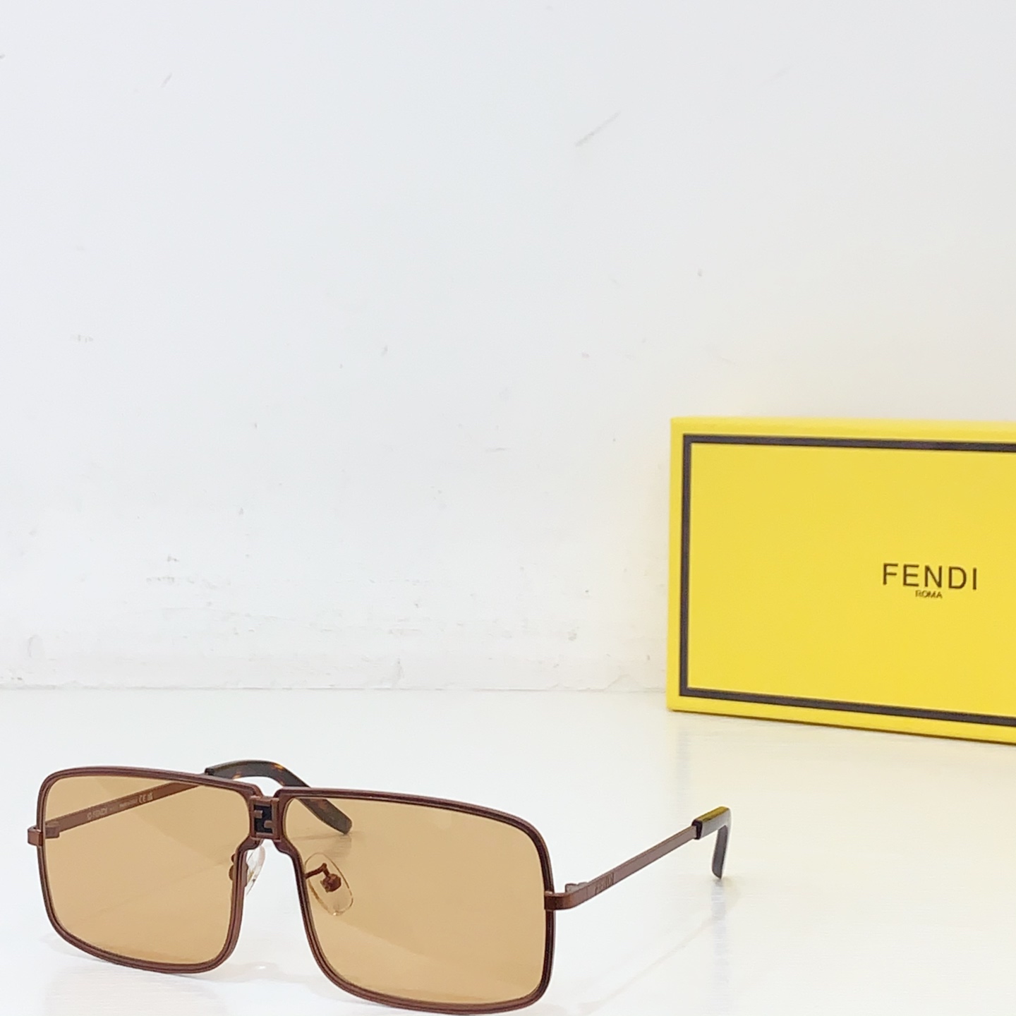NO:373292,FEND*MODEL:FE40195U SIZE:62-Odd 18-Glasses, Sunglasses, Sunglasses, Fendi19860909FEND*MODEL:FE40195U SIZE:62口18- 眼镜墨镜太阳镜,眼镜,fendi,glasses