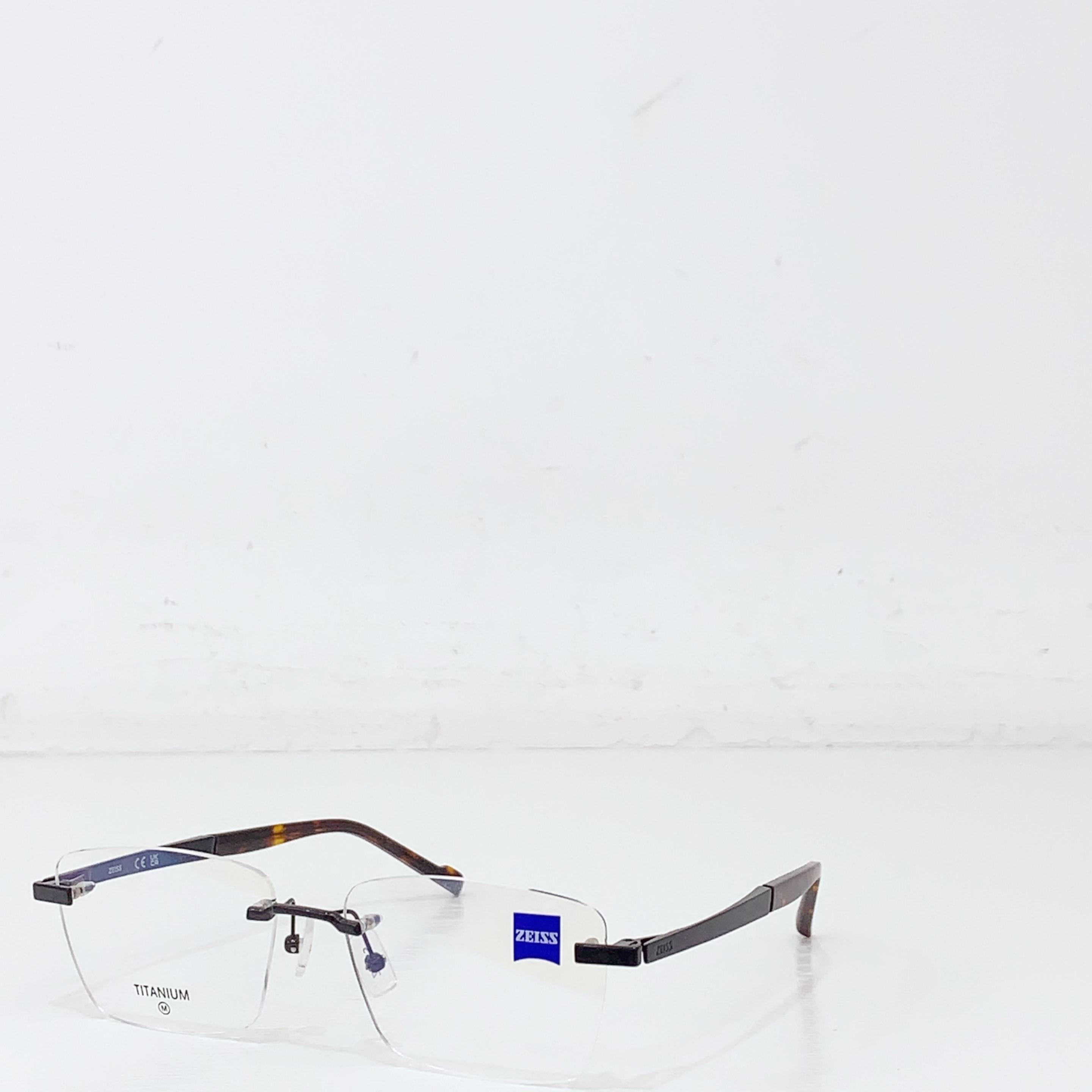 NO:373311,Cai *S ZEI*SS Pure Titanium (TITANIUM) original single high-quality optical mirror Model: ZS-23134ALBsize55-mouth 17-glasses sunglasses, glasses19860909蔡*司 ZEI*SS 纯钛（TITANIUM）原单高品质光学镜Model:ZS-23134ALBsize55口17- 眼镜墨镜太阳镜,眼镜,glasses