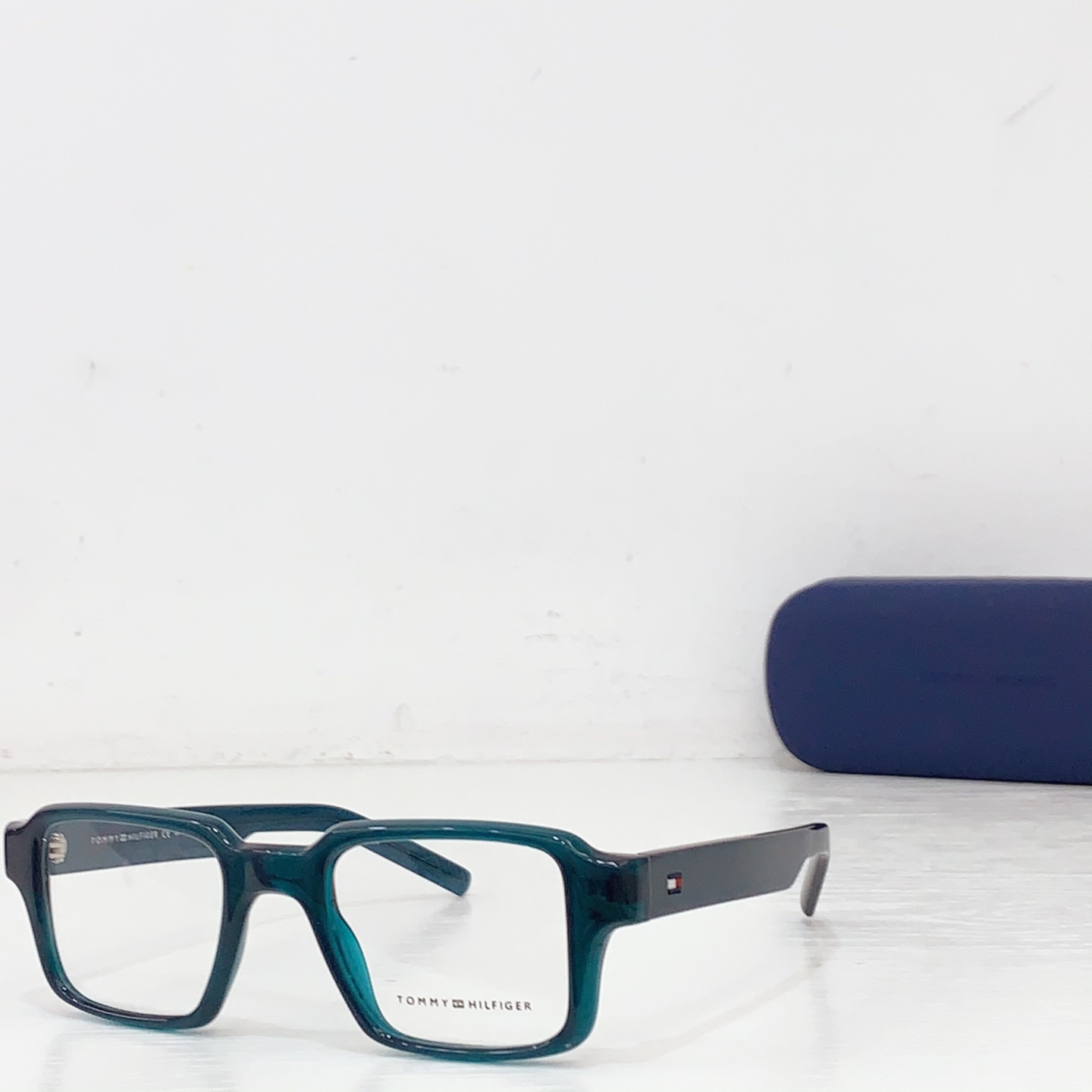 NO:373337,90 TOMMY HILFIGE*MODELTH2126SIZE54-Odd 18-Glasses Sunglasses, Glasses, Tom ford1986090990 TOMMY HILFIGE*MODELTH2126SIZE54口18- 眼镜墨镜太阳镜,眼镜,tom ford,glasses