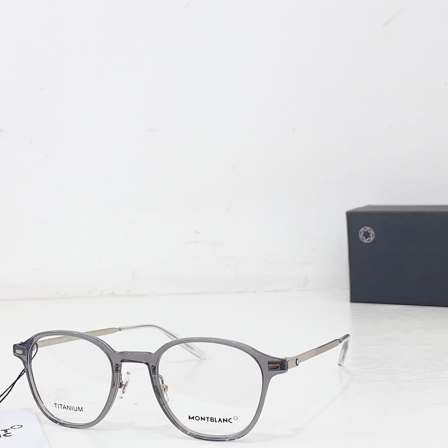 NO:374213,MONTBLAN*Tiol ModelMB0427O size52 port 21- glasses sunglasses sunglasses, glasses19860909MONTBLAN*钛 ModelMB0427O size52口21- 眼镜墨镜太阳镜,眼镜,glasses