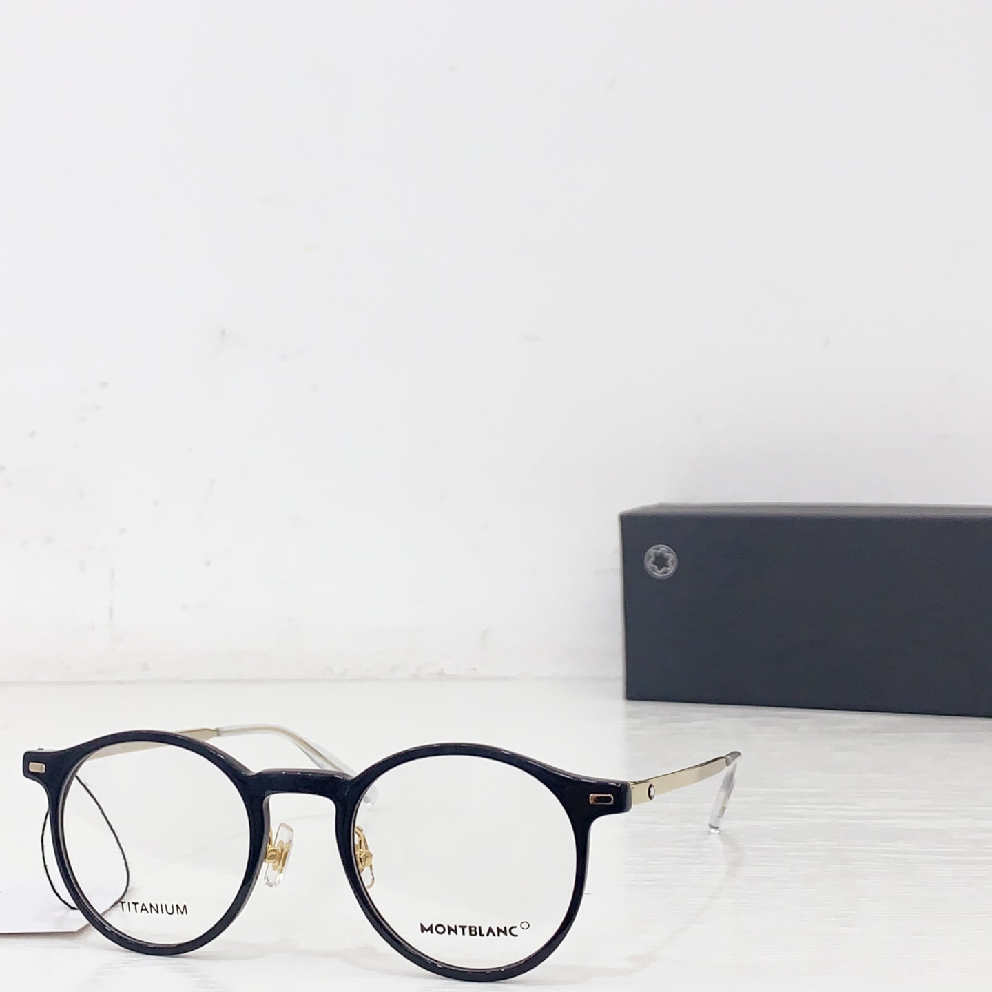 NO:374207,MONTBLAN*Tiol ModelMB0426O size48 21- Glasses, sunglasses, glasses19860909MONTBLAN*钛 ModelMB0426O size48口21- 眼镜墨镜太阳镜,眼镜,glasses