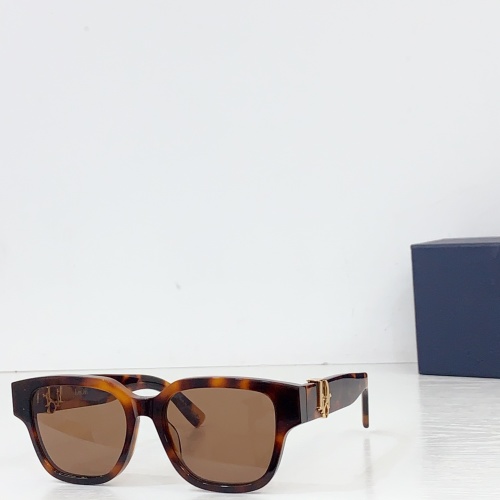 Dior Oblique S1F Sunglasses with Metal-clad Frame and Iconic Oblique Logo 1 Dior Oblique S1F Sunglasses with Metal-clad Frame and Iconic Oblique Logo