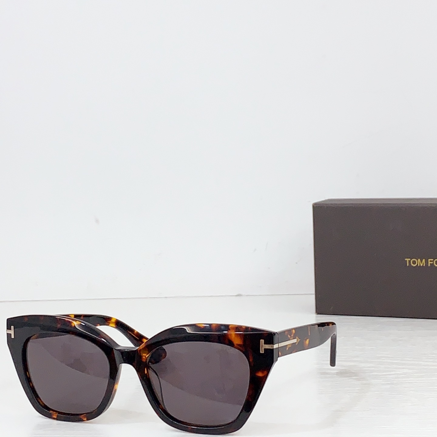 NO:553628,95 TOM FOR* MODELFT1031 SIZE52 mouth 18- glasses sunglasses sunglasses, glasses, tom ford1986090995 TOM FOR* MODELFT1031 SIZE52口18- 眼镜墨镜太阳镜,眼镜,tom ford,glasses