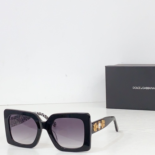 DOLCE&GABBANA DG4525B Black Square Women's Sunglasses 54mm 5 DOLCE&GABBANA DG4525B Black Square Women's Sunglasses 54mm