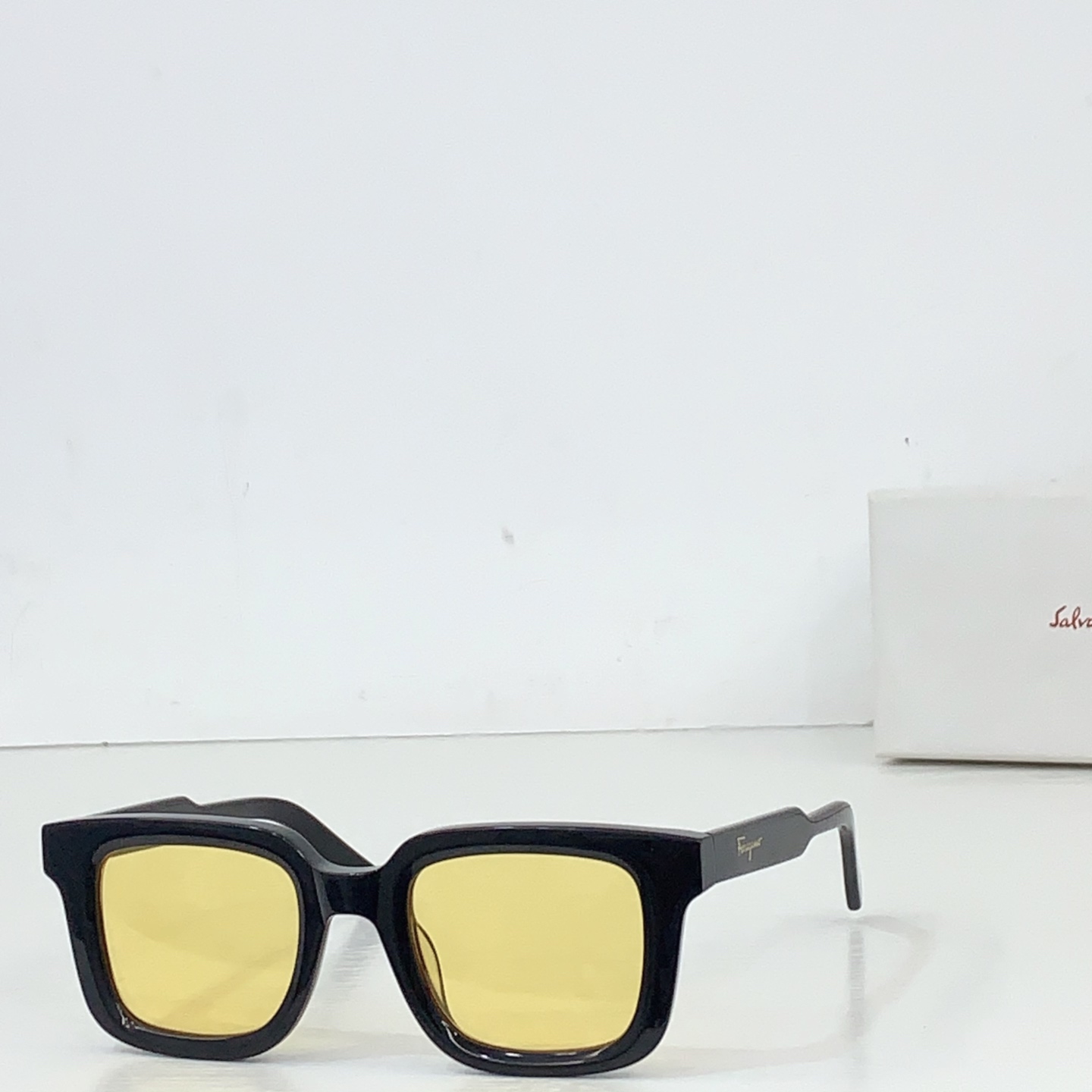 NO:580139,95 Salvatore ferragam* MODELSF1021 SIZE48 mouth 23- glasses sunglasses sunglasses, glasses, louis vuitton, ferragamo1986090995 Salvatore ferragam* MODELSF1021 SIZE48口23- 眼镜墨镜太阳镜,眼镜,louis vuitton,ferragamo,glasses