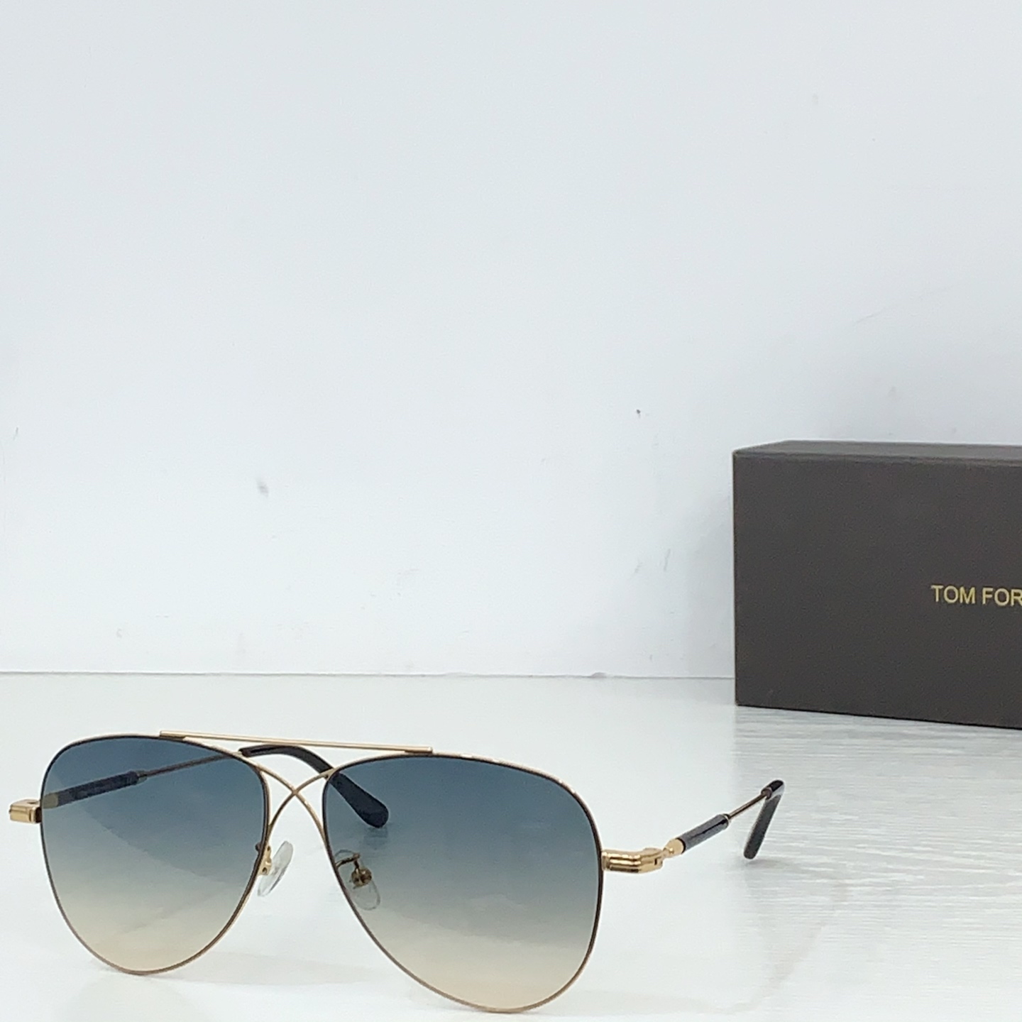 NO:580131,TOM FOR* official website original new model FT1023 Size 60 mouth 11 - super classic brand, high quality has arrived, popular in the entire ins circle, stunning appearance, official website mainly promotes styles, glasses, sunglasses, sunglasses, glasses, tom ford19860909TOM FOR*官网原版新款 FT1023 Size60口11- 超经典大牌 高品质到货了 风靡整个ins圈 颜值爆表官网主推款式 眼镜墨镜太阳镜,眼镜,tom ford,glasses