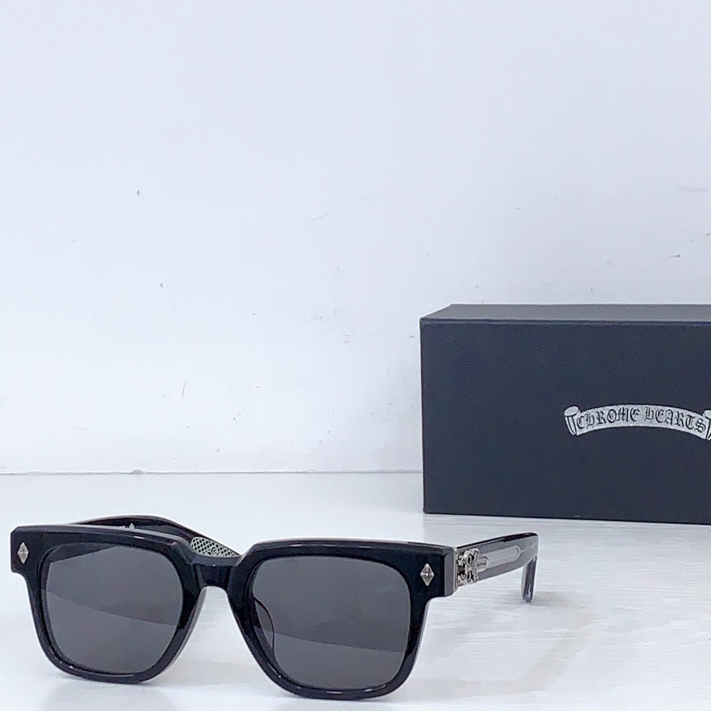 NO:756063,Chrome Heart* MODEL: CUNTVOLUTED ROUS SIZE53 mouth 20-147 glasses, sunglasses, sunglasses, glasses, chrome hearts19860909Chrome Heart* MODEL: CUNTVOLUTED ROUS SIZE53口20-147 眼镜墨镜太阳镜,眼镜,chrome hearts,glasses