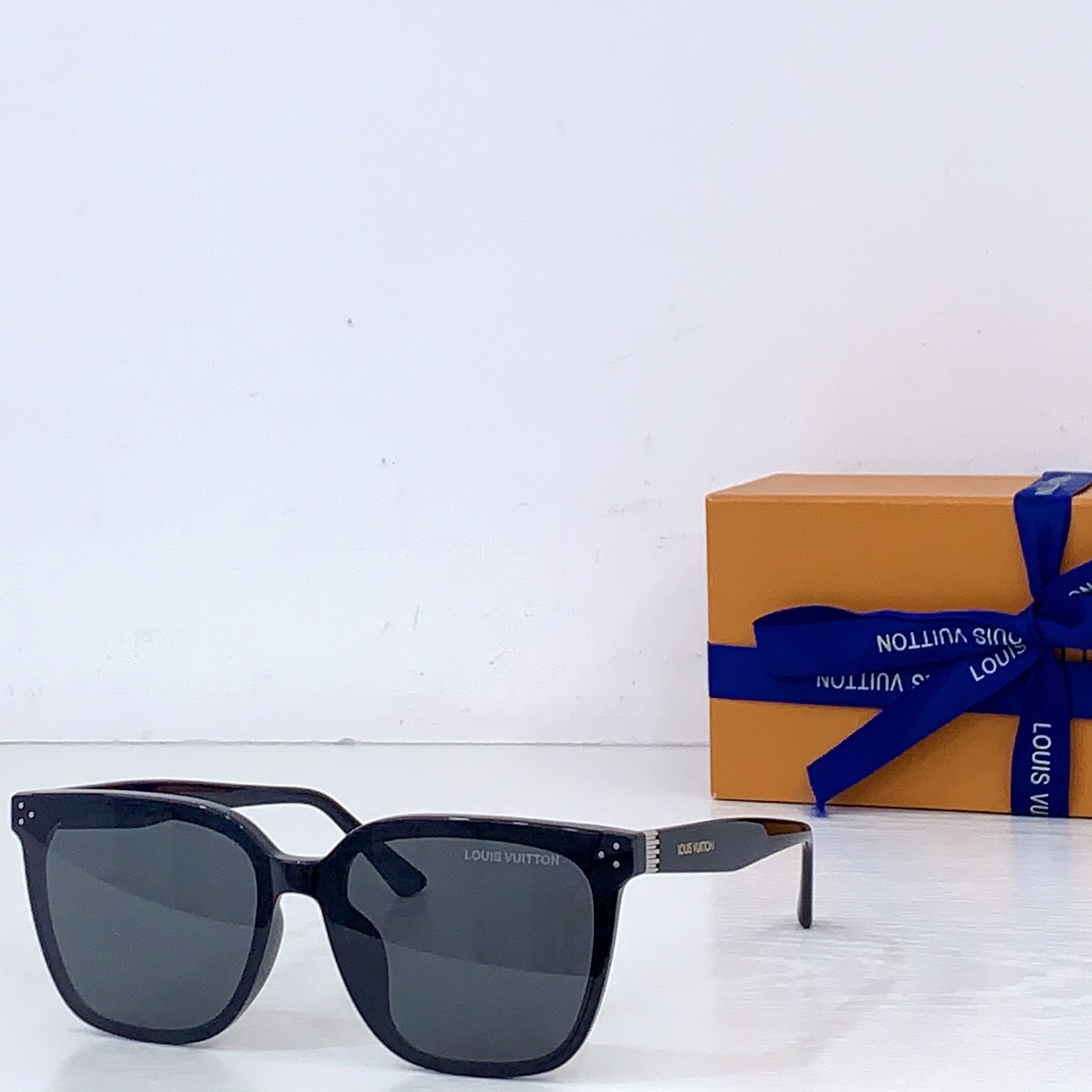 NO:768133,LOUIS VUITTO* MODEL9196 SIZE66 mouth 15- glasses, sunglasses, sunglasses, glasses, louis vuitton19860909LOUIS VUITTO* MODEL9196 SIZE66口15- 眼镜墨镜太阳镜,眼镜,louis vuitton,glasses