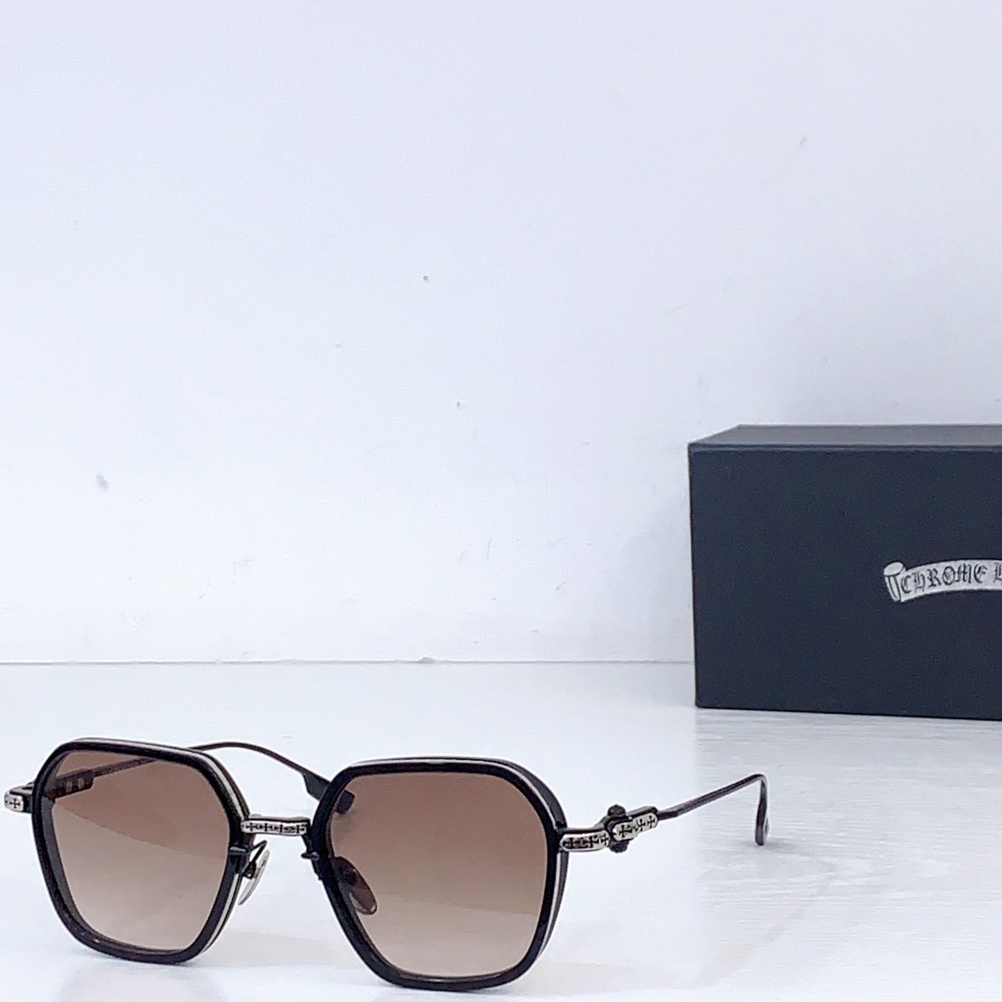 NO:769769,CHROME HEART* MODELDANGER ZONE SIZE53 mouth 21-141 glasses, sunglasses, sunglasses, glasses, chrome hearts19860909CHROME HEART* MODELDANGER ZONE SIZE53口21-141 眼镜墨镜太阳镜,眼镜,chrome hearts,glasses